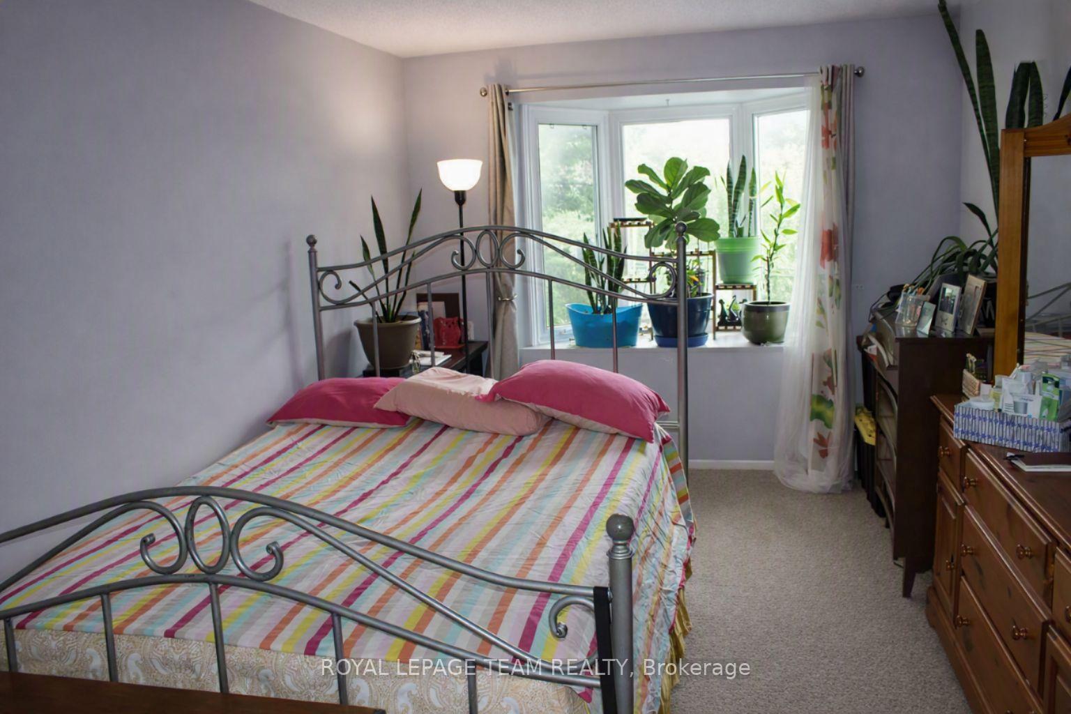 Photo 22 of 503 Sidney Drive SE, Ottawa, Fallingbrook/Pineridge — HOMEH