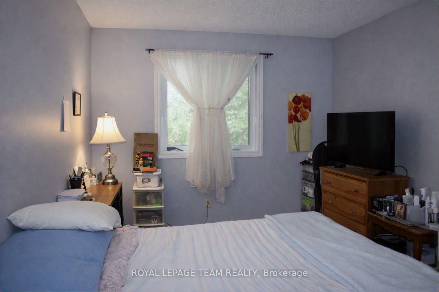 Photo 26 of 503 Sidney Drive SE, Ottawa, Fallingbrook/Pineridge — HOMEH