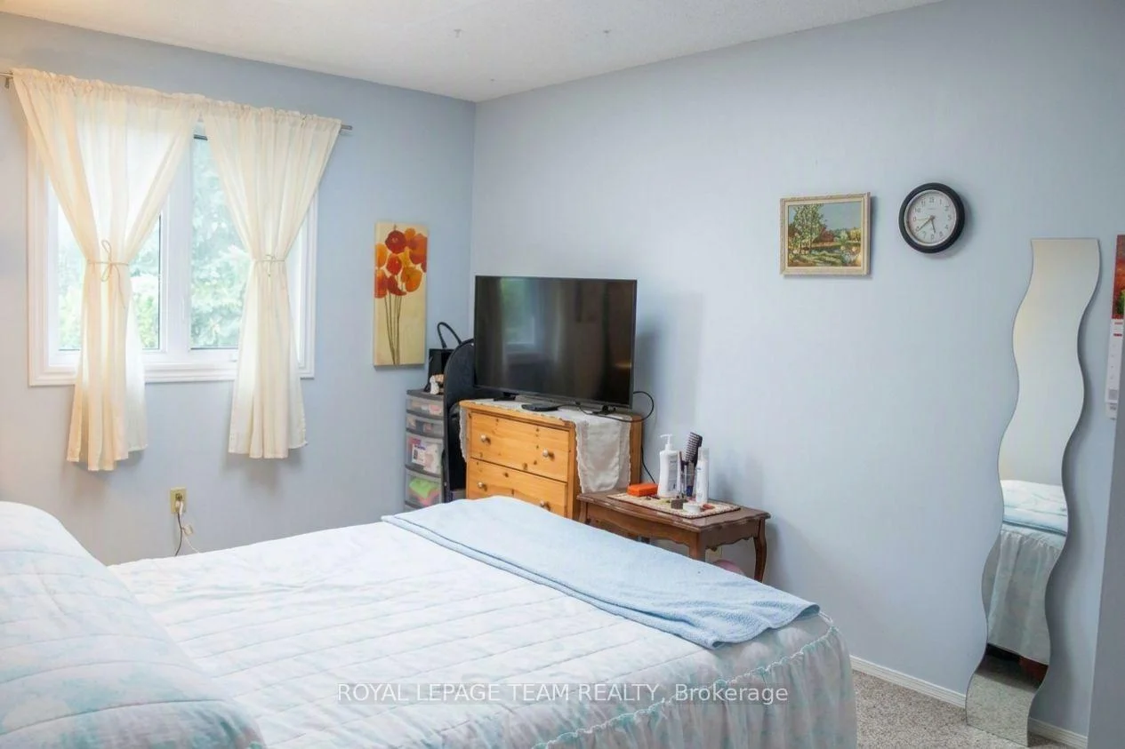 Photo 38 of 503 Sidney Drive SE, Ottawa, Fallingbrook/Pineridge — HOMEH