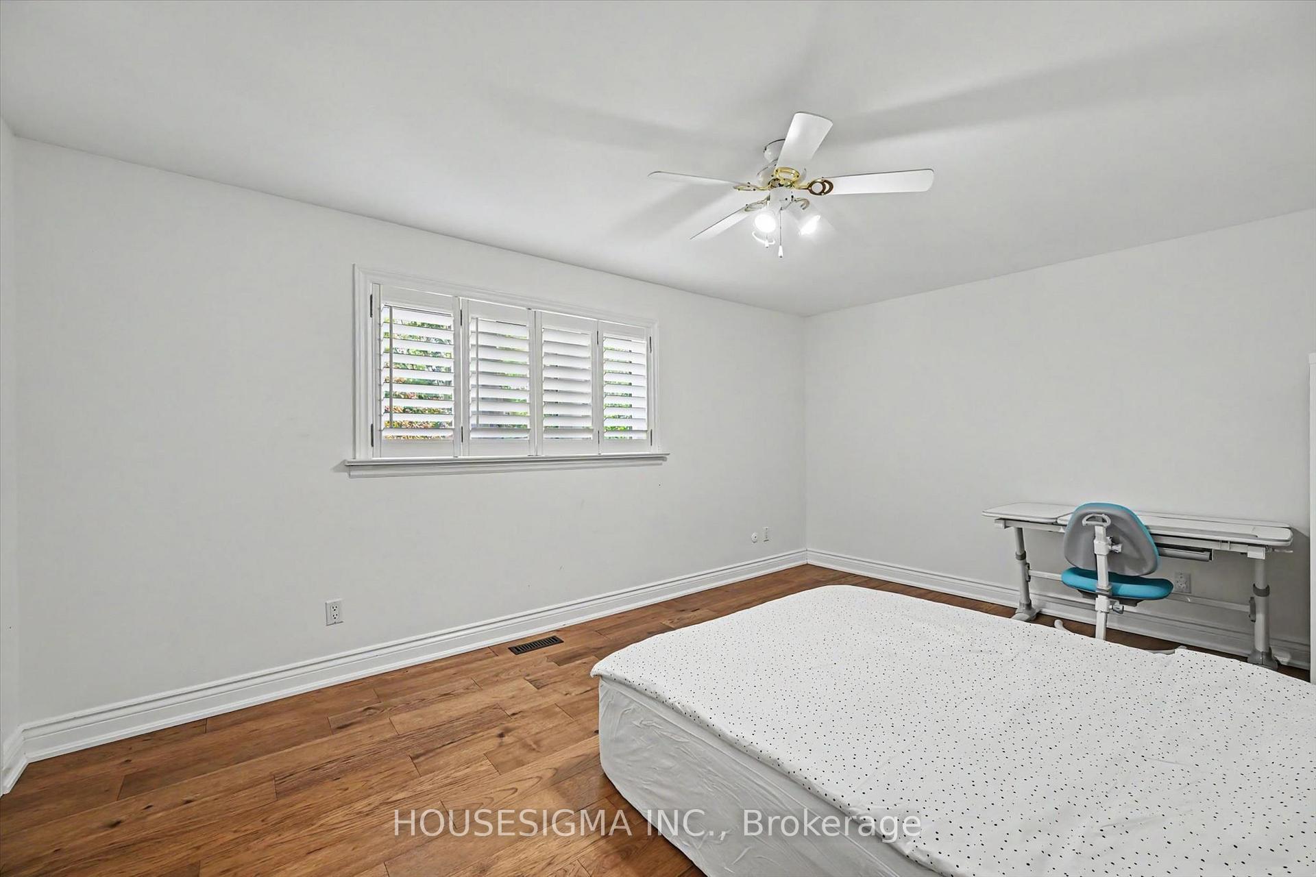 Photo 15 of 444 Withnell Crescent, Oakville, West — HOMEH
