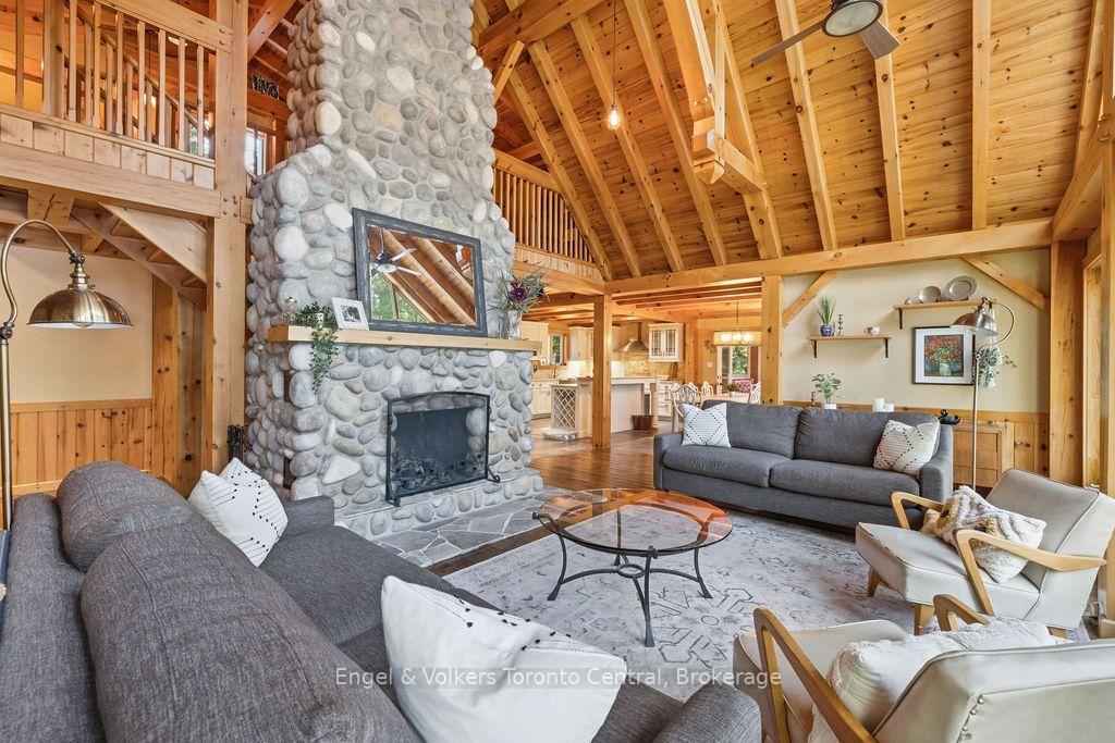 Photo 5 of 726 Browning Island, Bracebridge, Muskoka (N) — HOMEH