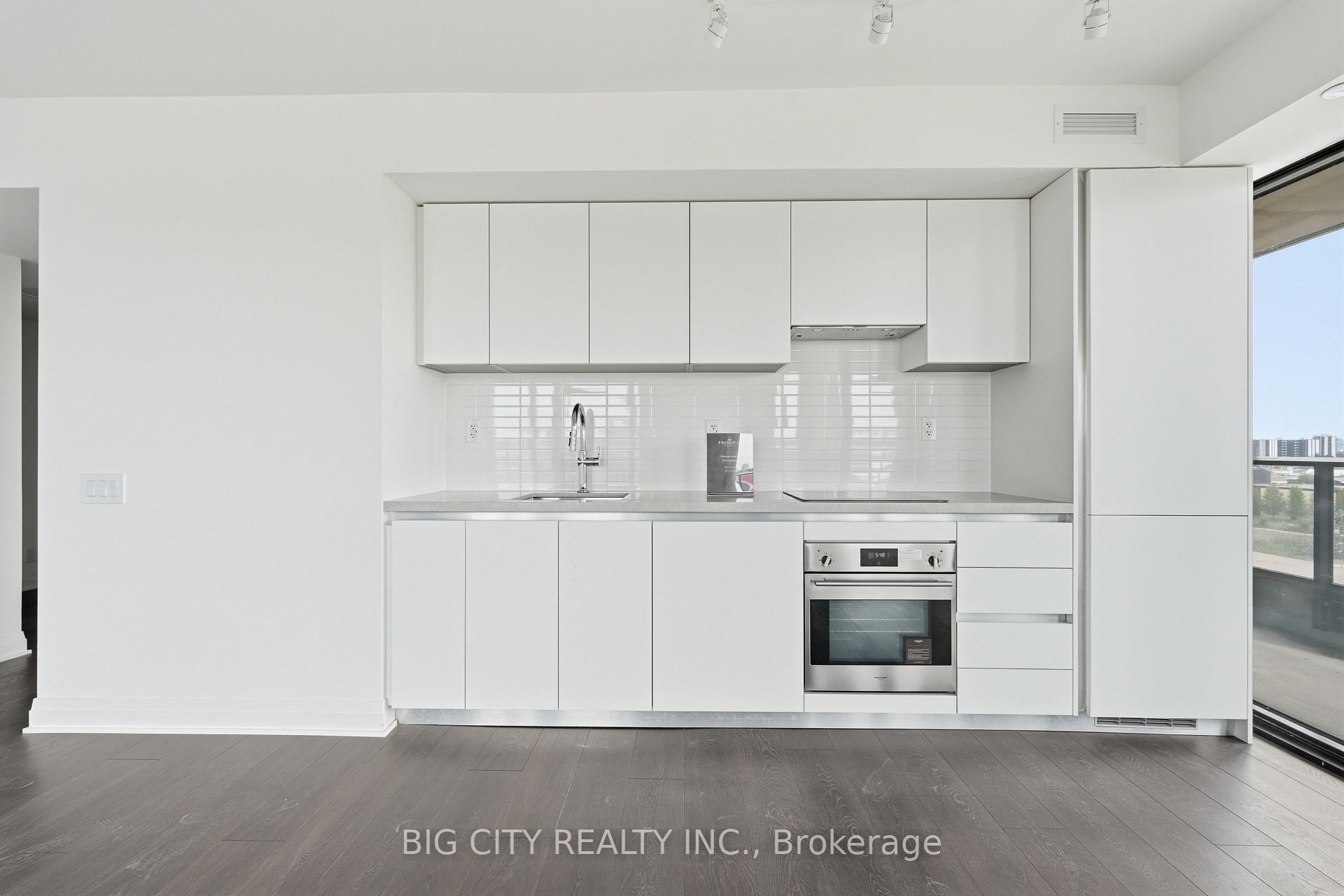 Photo 23 of Unit 602, 25 Frederick Todd Way, Toronto, Leaside — HOMEH