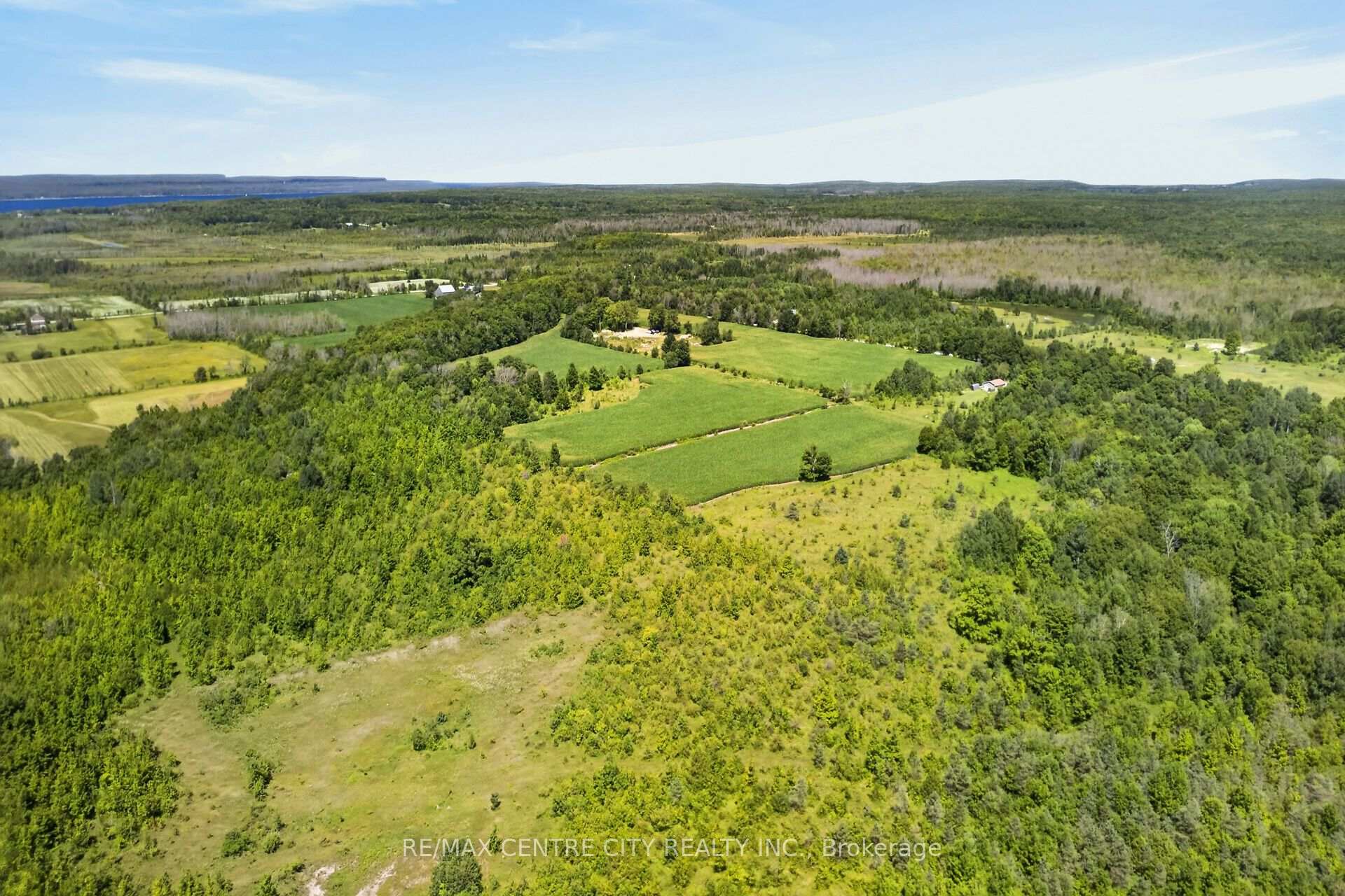 Photo 3 of 441408 Concession 21 Road, Georgian Bluffs — HOMEH