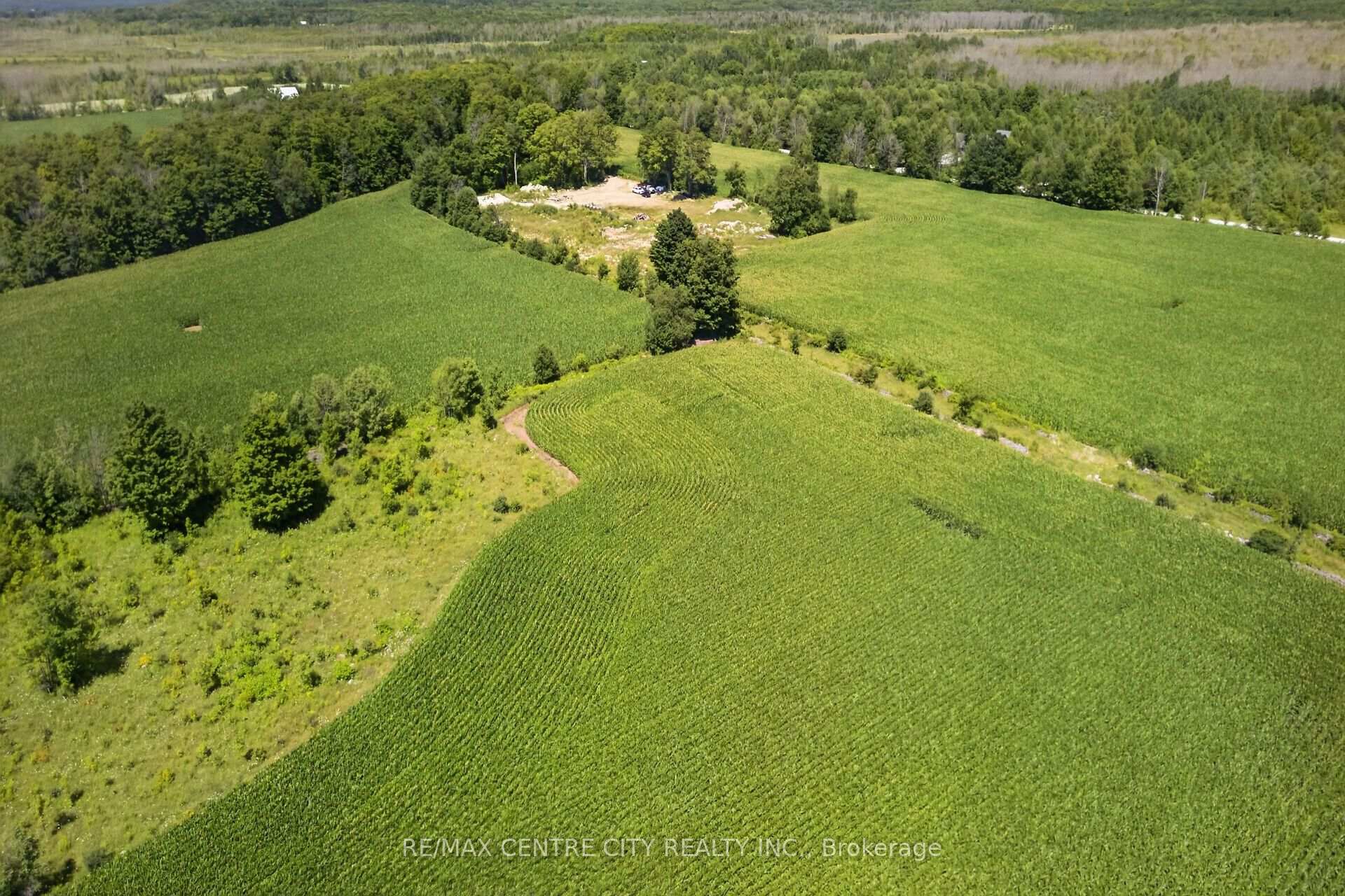 Photo 6 of 441408 Concession 21 Road, Georgian Bluffs — HOMEH