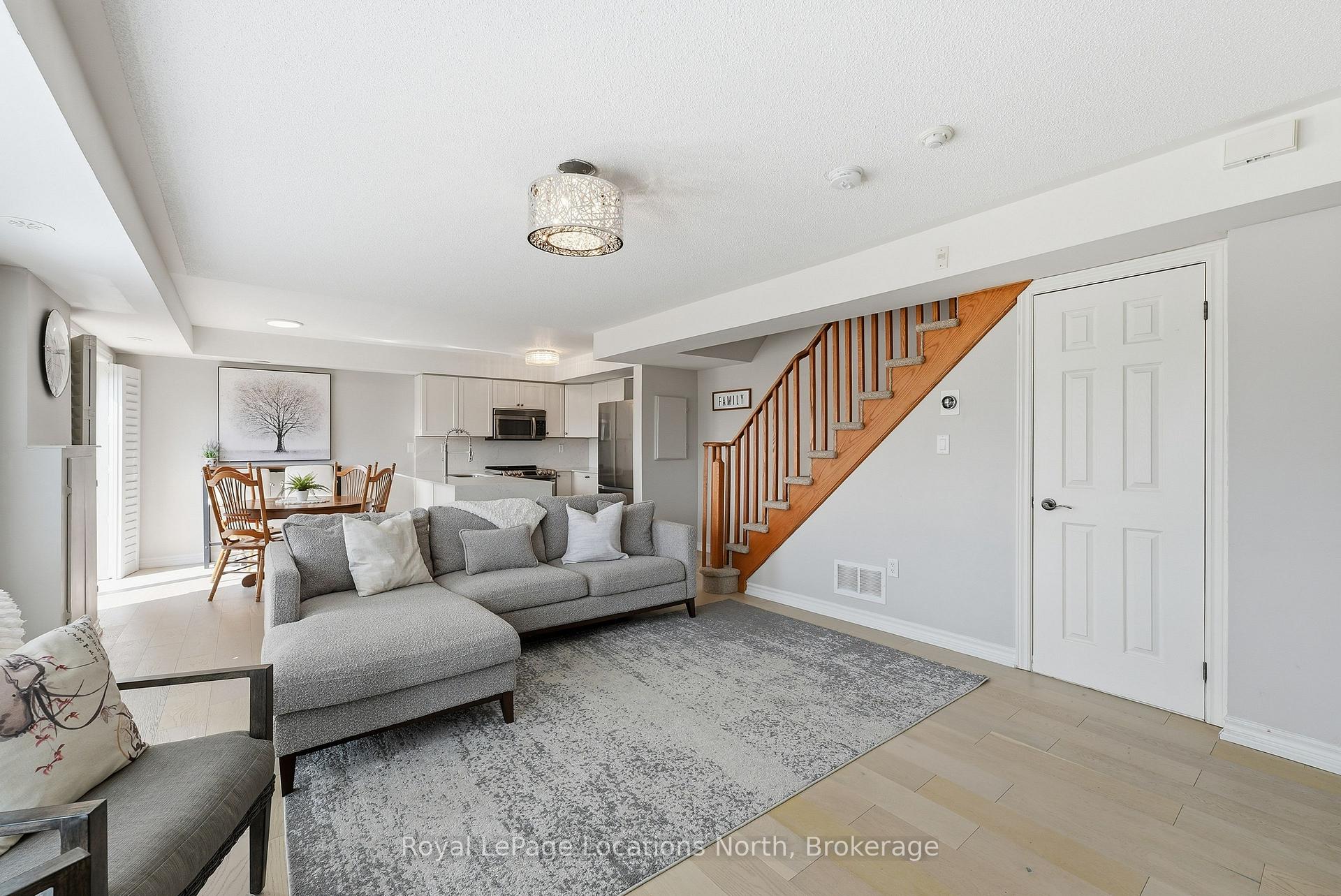 Photo 4 of 24 Joseph Trail, Collingwood — HOMEH