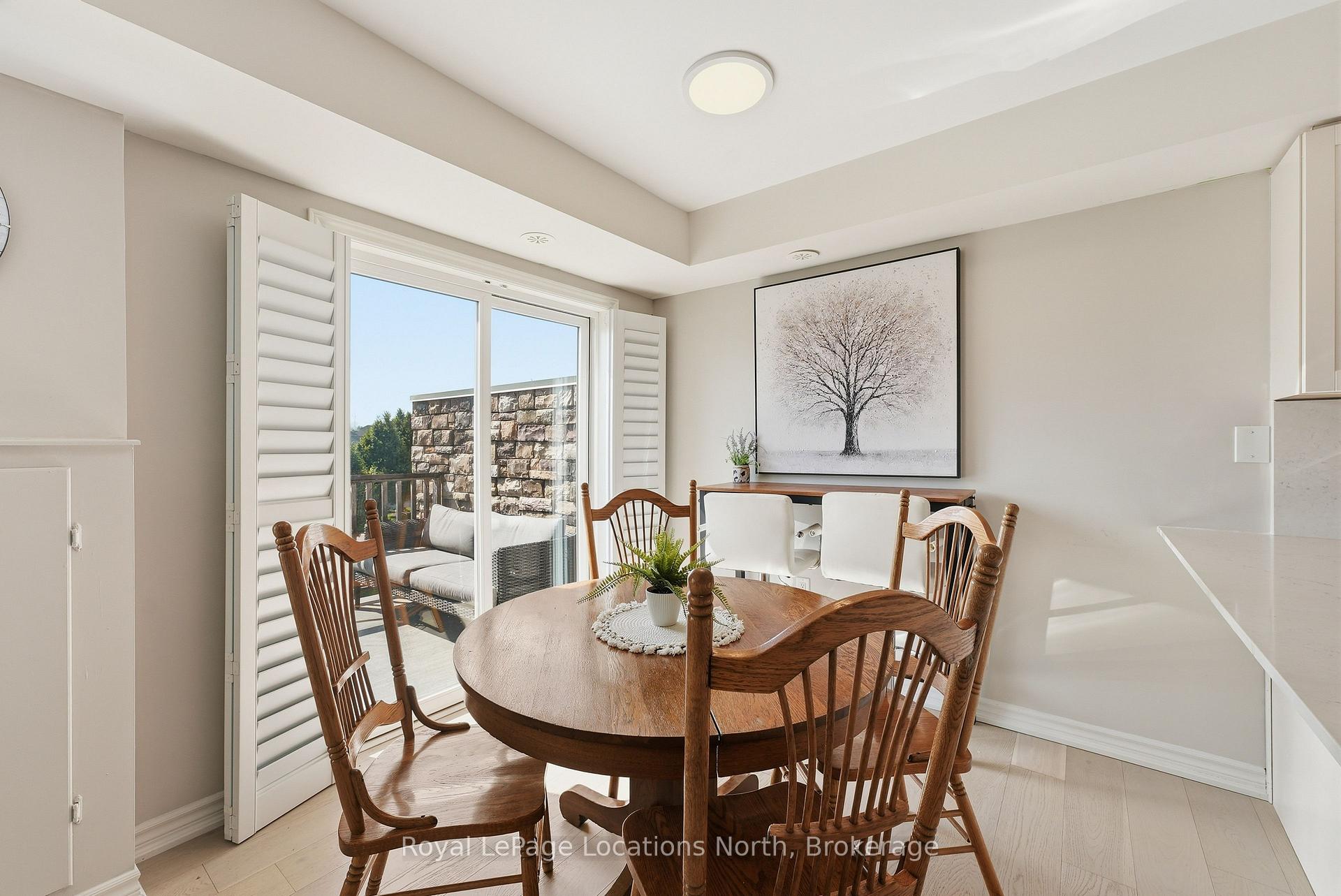 Photo 16 of 24 Joseph Trail, Collingwood — HOMEH
