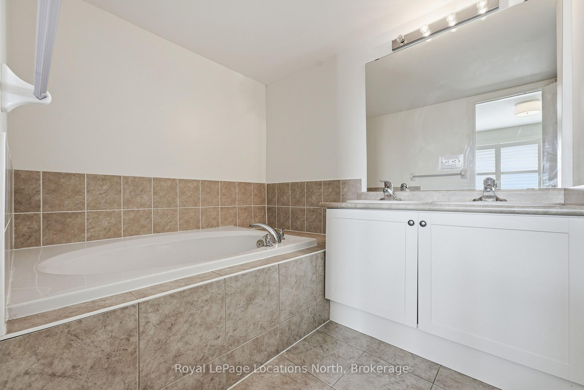 Photo 27 of 24 Joseph Trail, Collingwood — HOMEH
