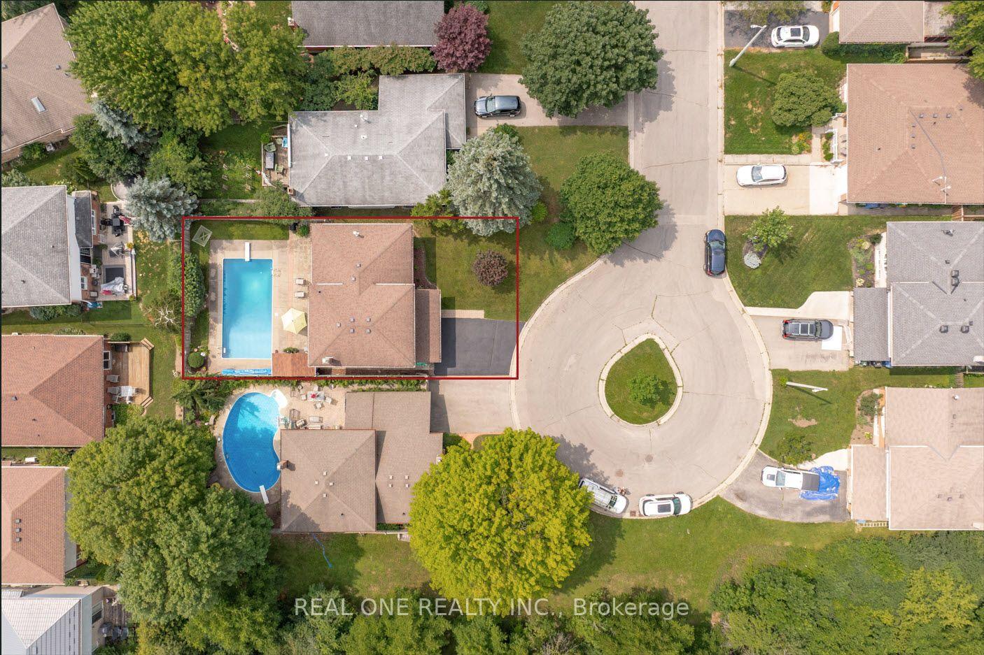 Photo 7 of 111 Glenburnie Drive, Guelph, Grange Road — HOMEH