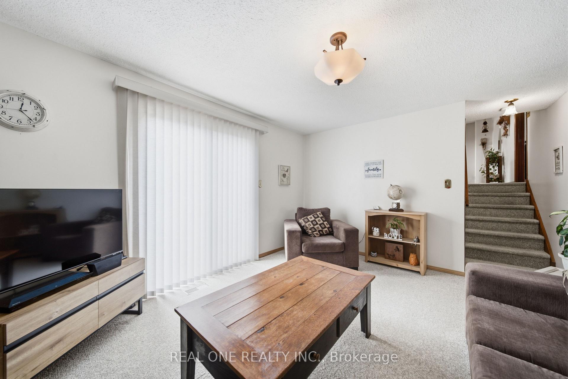Photo 11 of 111 Glenburnie Drive, Guelph, Grange Road — HOMEH