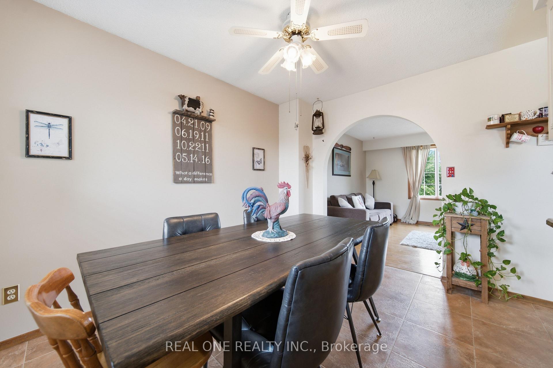 Photo 23 of 111 Glenburnie Drive, Guelph, Grange Road — HOMEH