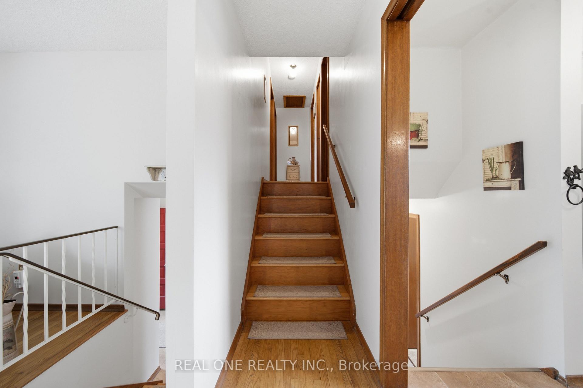 Photo 24 of 111 Glenburnie Drive, Guelph, Grange Road — HOMEH