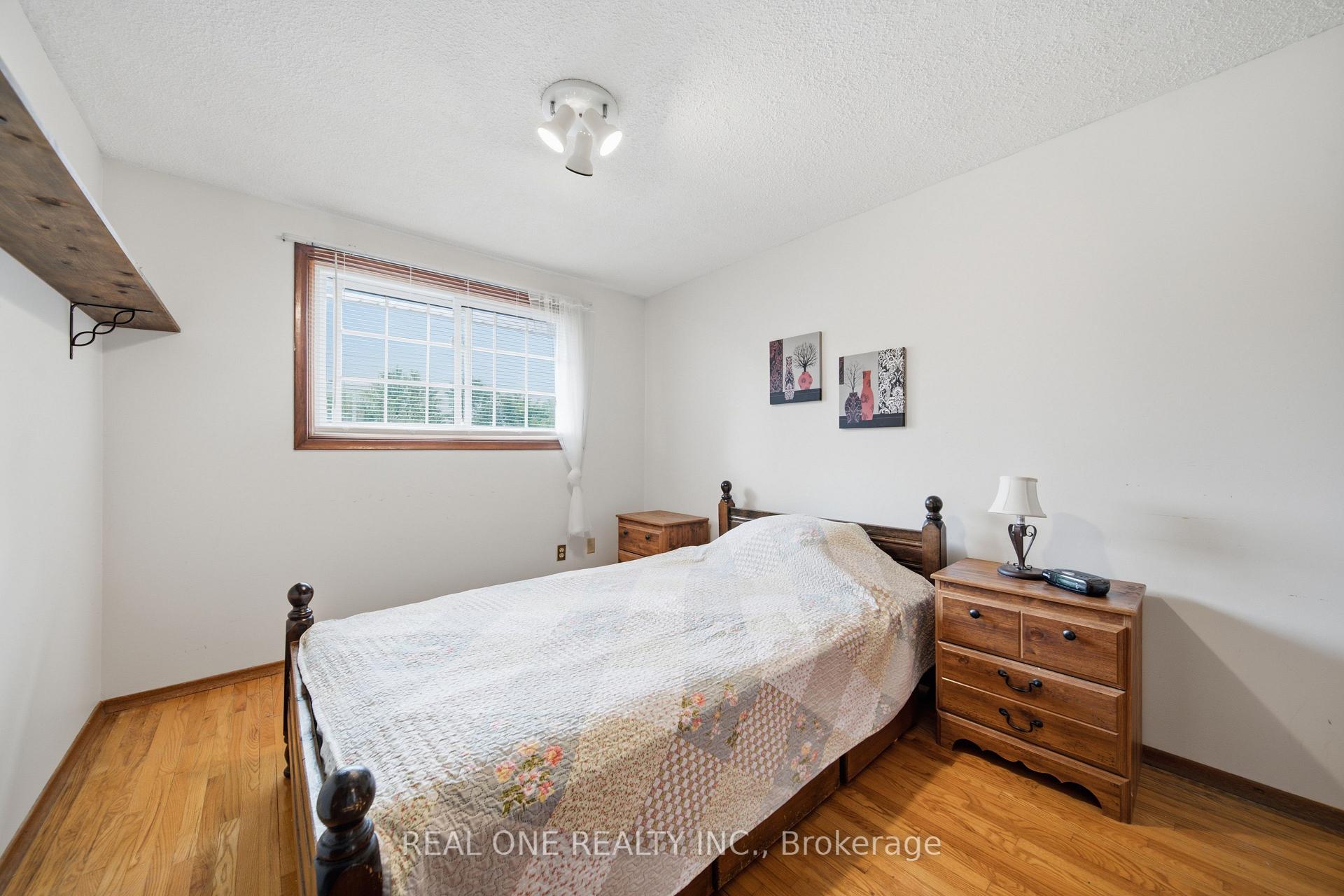 Photo 26 of 111 Glenburnie Drive, Guelph, Grange Road — HOMEH