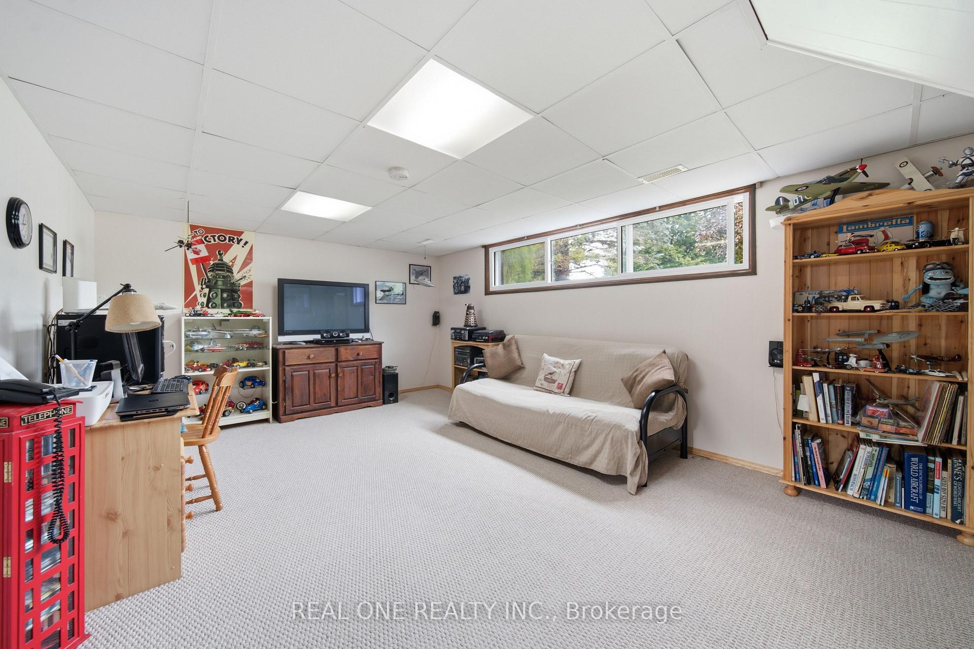 Photo 30 of 111 Glenburnie Drive, Guelph, Grange Road — HOMEH