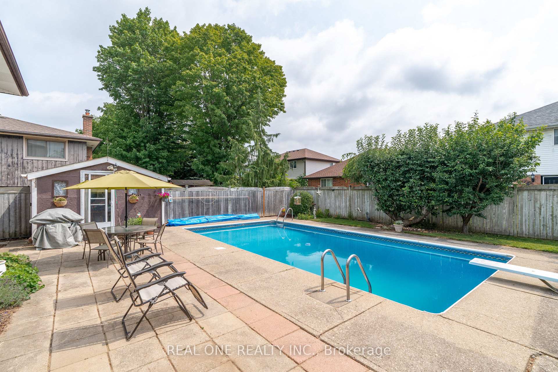 Photo 34 of 111 Glenburnie Drive, Guelph, Grange Road — HOMEH