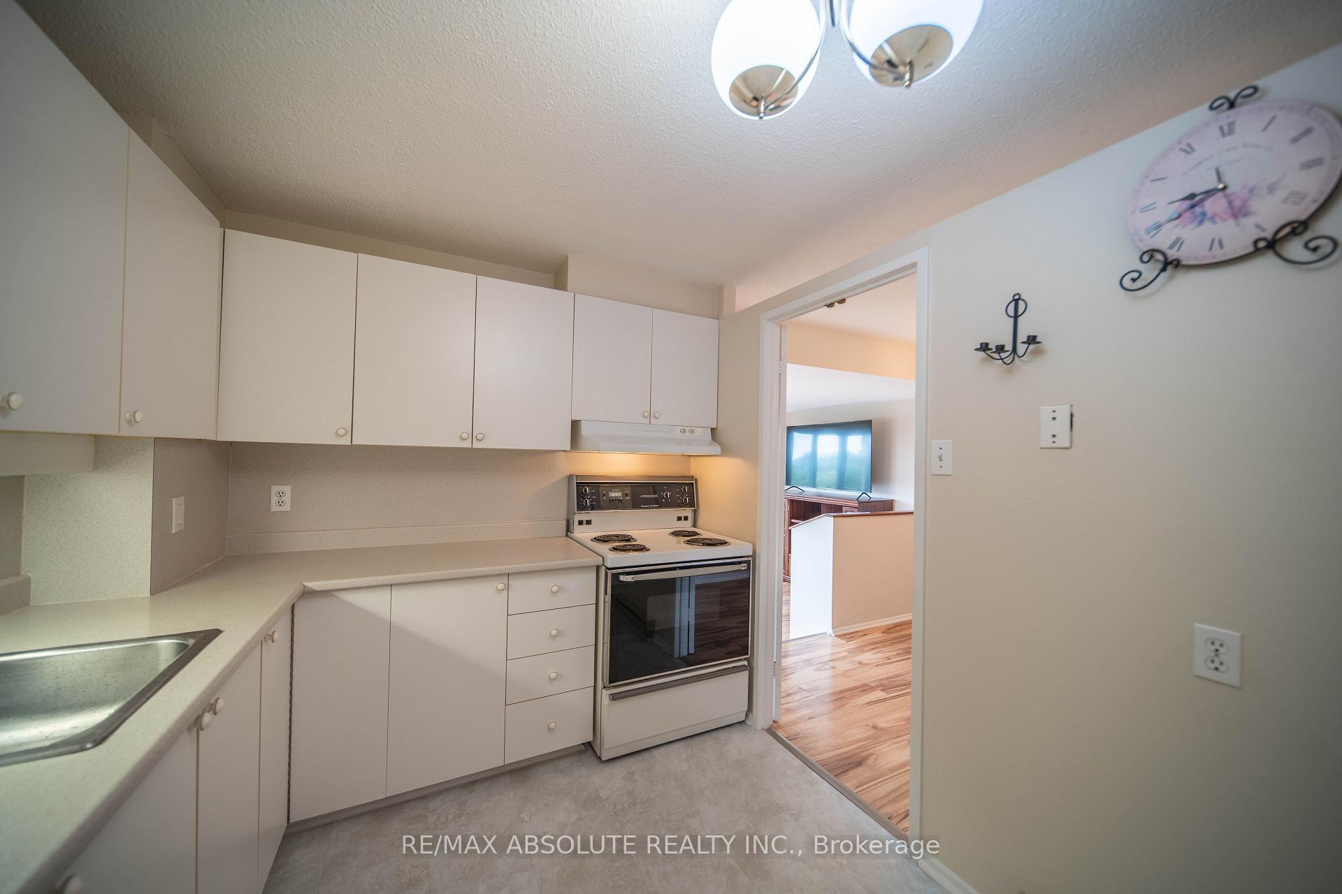 Photo 19 of Unit 709, 1599 Lassiter Terrace, Ottawa, Beaconwood — HOMEH