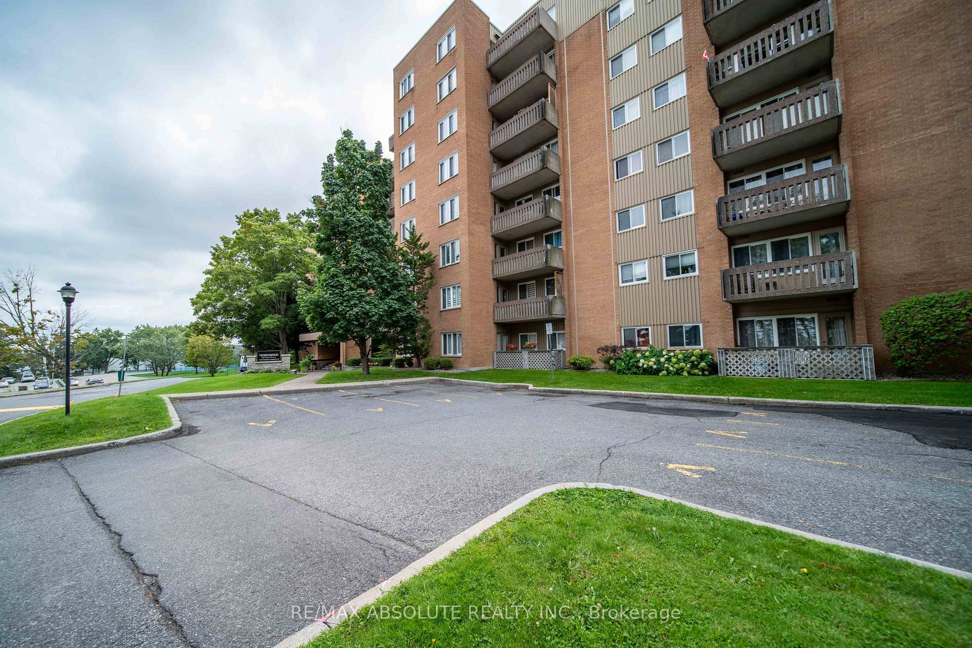 Photo 35 of Unit 709, 1599 Lassiter Terrace, Ottawa, Beaconwood — HOMEH