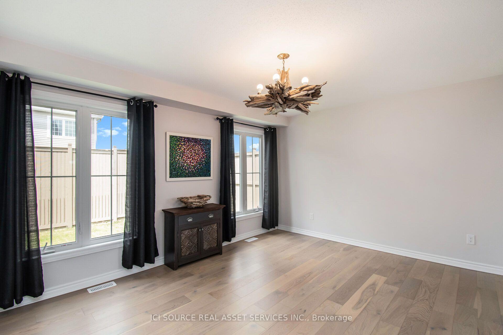 Photo 7 of 53 Mudminnow Crescent, Ottawa, Avalon West — HOMEH