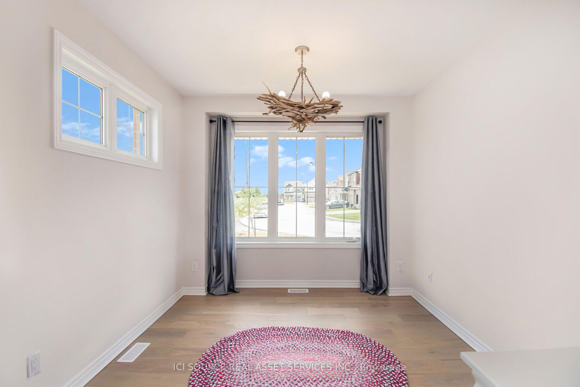 Photo 9 of 53 Mudminnow Crescent, Ottawa, Avalon West — HOMEH