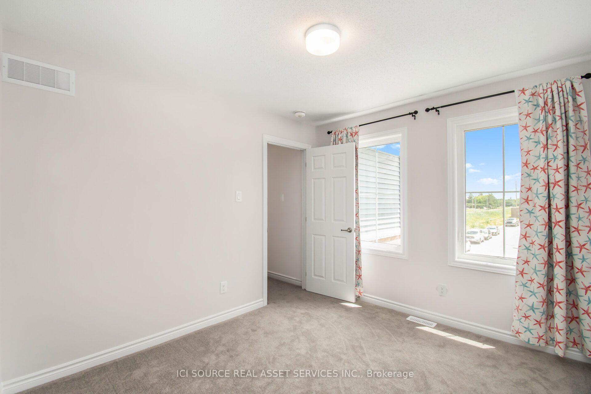 Photo 17 of 53 Mudminnow Crescent, Ottawa, Avalon West — HOMEH