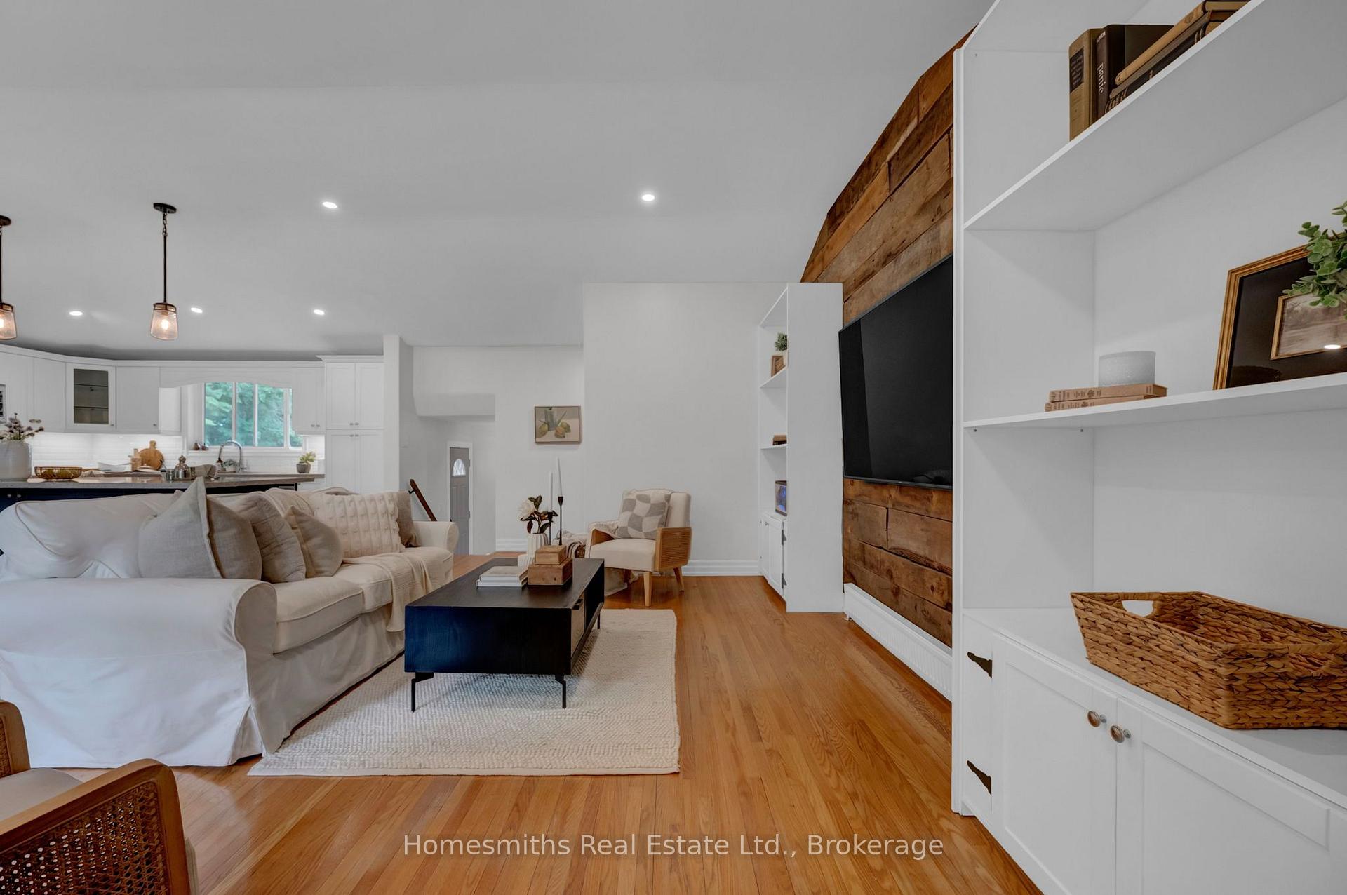 Photo 5 of 4726 Main Street, Clarington, Orono — HOMEH