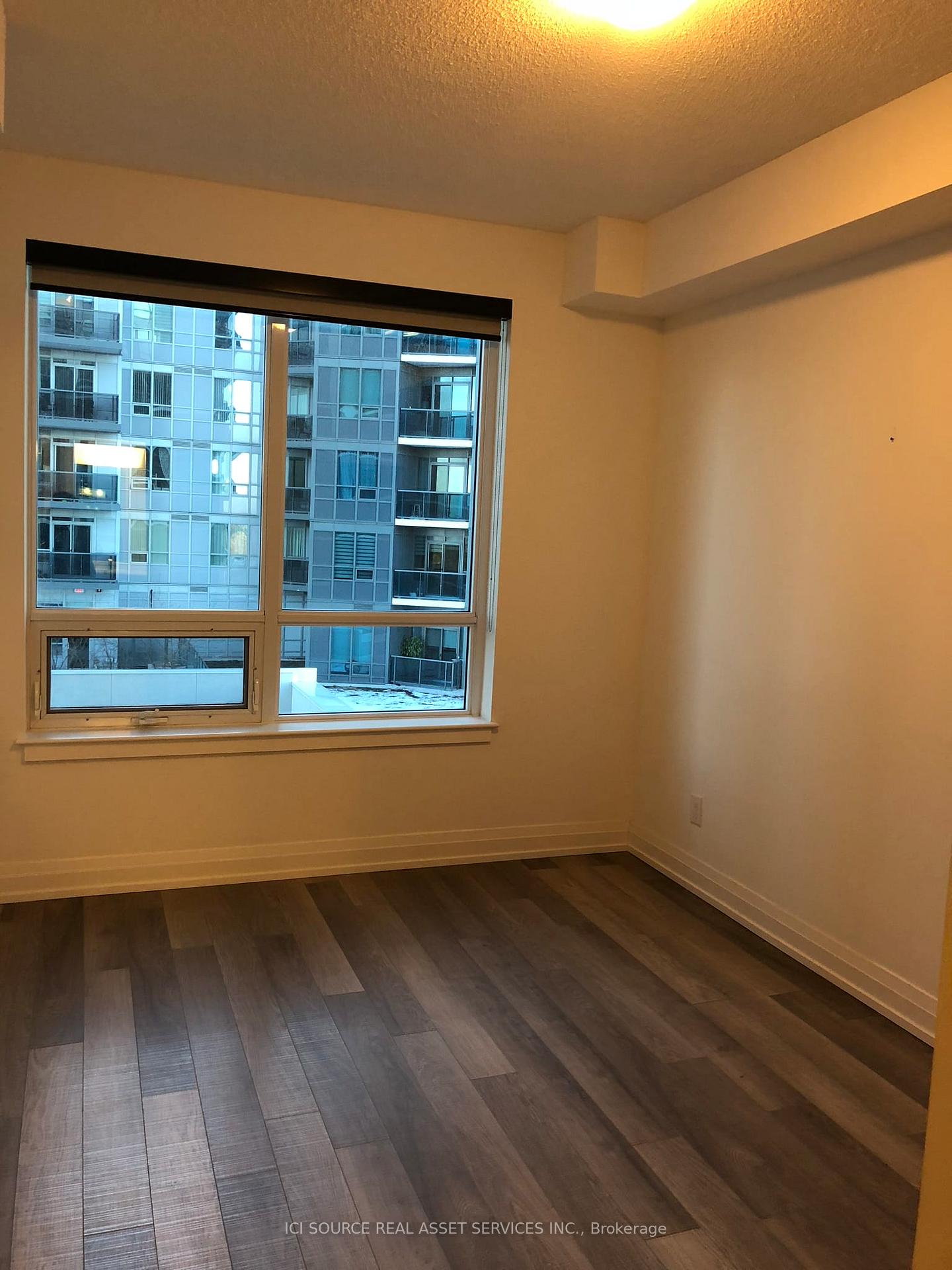 Photo 5 of Unit 632, 7165 Yonge Street, Markham, Grandview — HOMEH