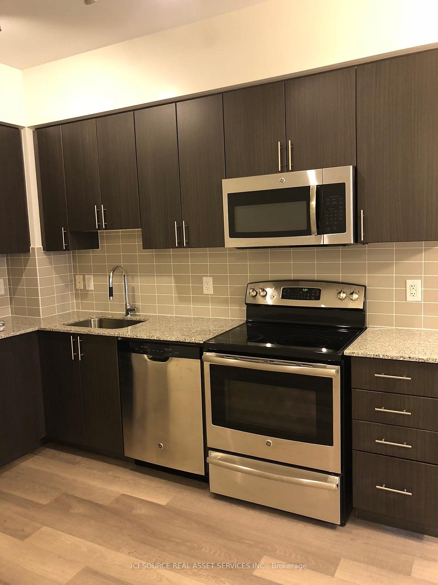 Photo 7 of Unit 632, 7165 Yonge Street, Markham, Grandview — HOMEH
