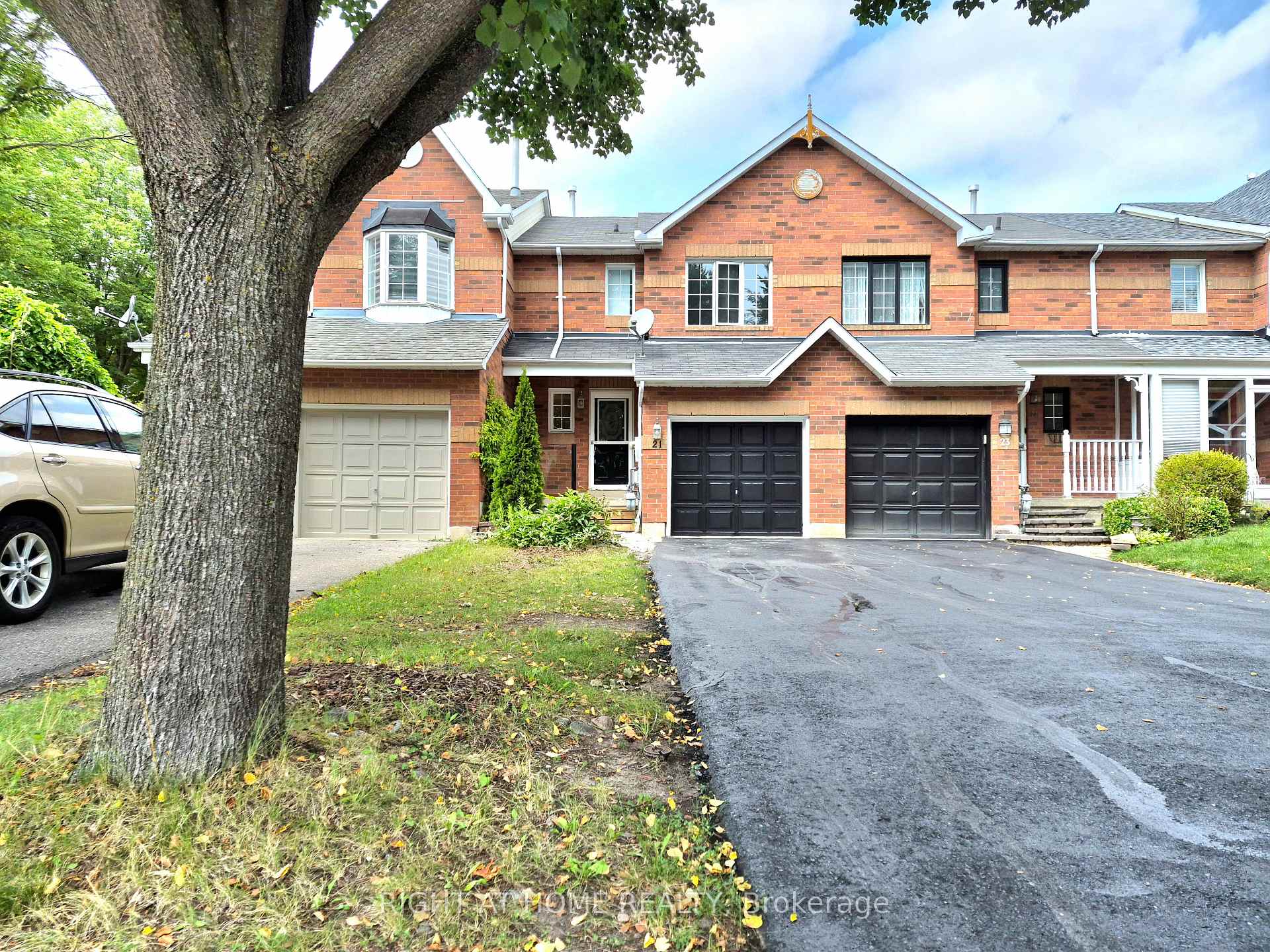 Photo 1 of 21 Mccullock Crescent, Ajax, Northwest Ajax — HOMEH