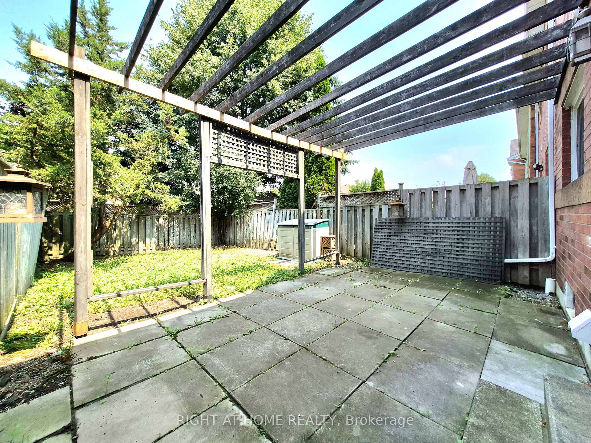 Photo 38 of 21 Mccullock Crescent, Ajax, Northwest Ajax — HOMEH