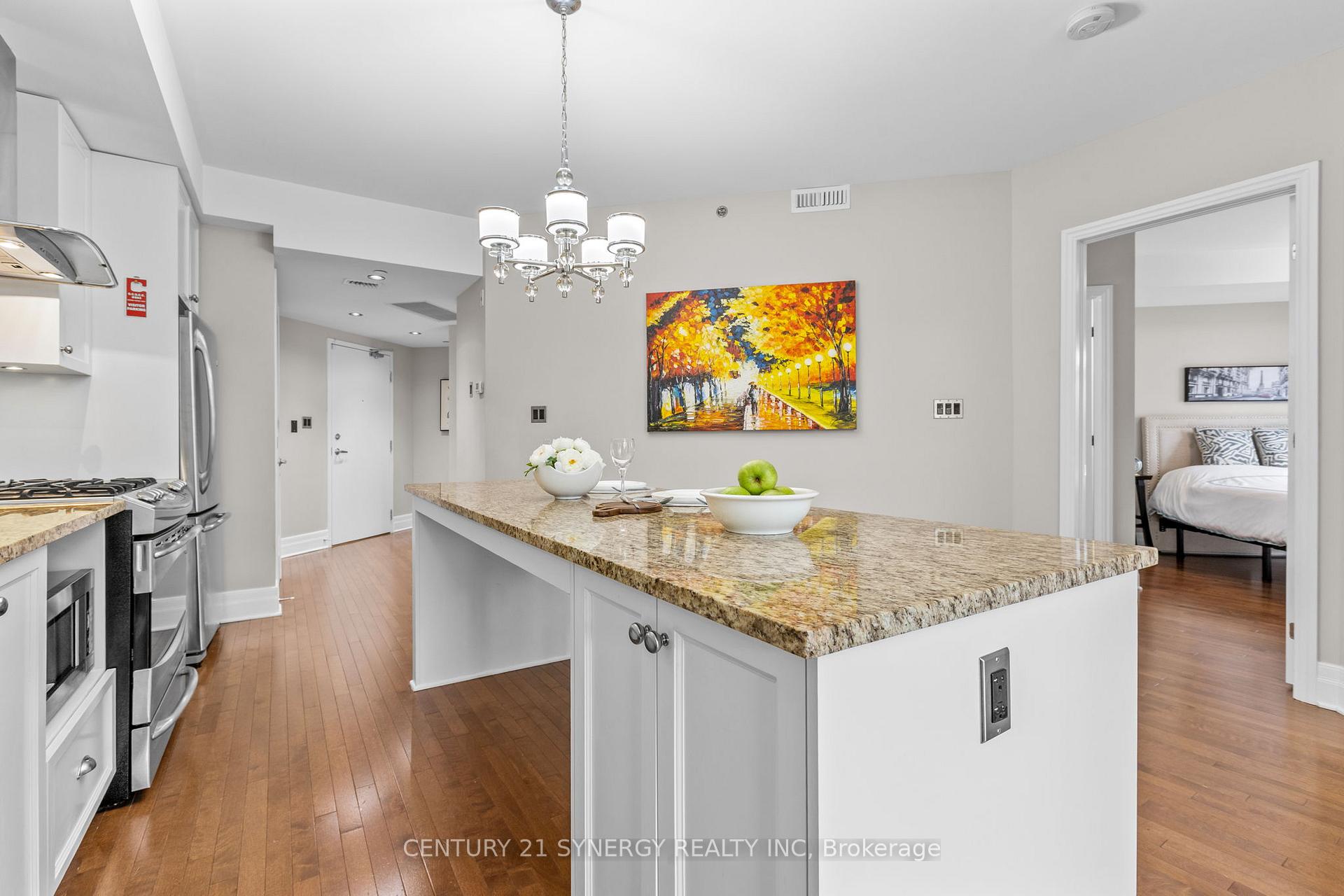 Photo 5 of Unit 312, 808 Bronson Avenue, Ottawa, Dows Lake — HOMEH