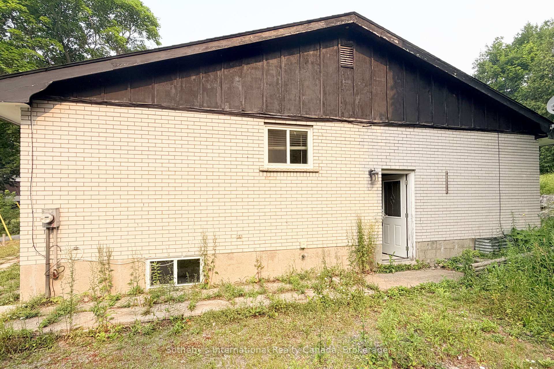 Photo 3 of 12A Valley Drive, Bracebridge — HOMEH