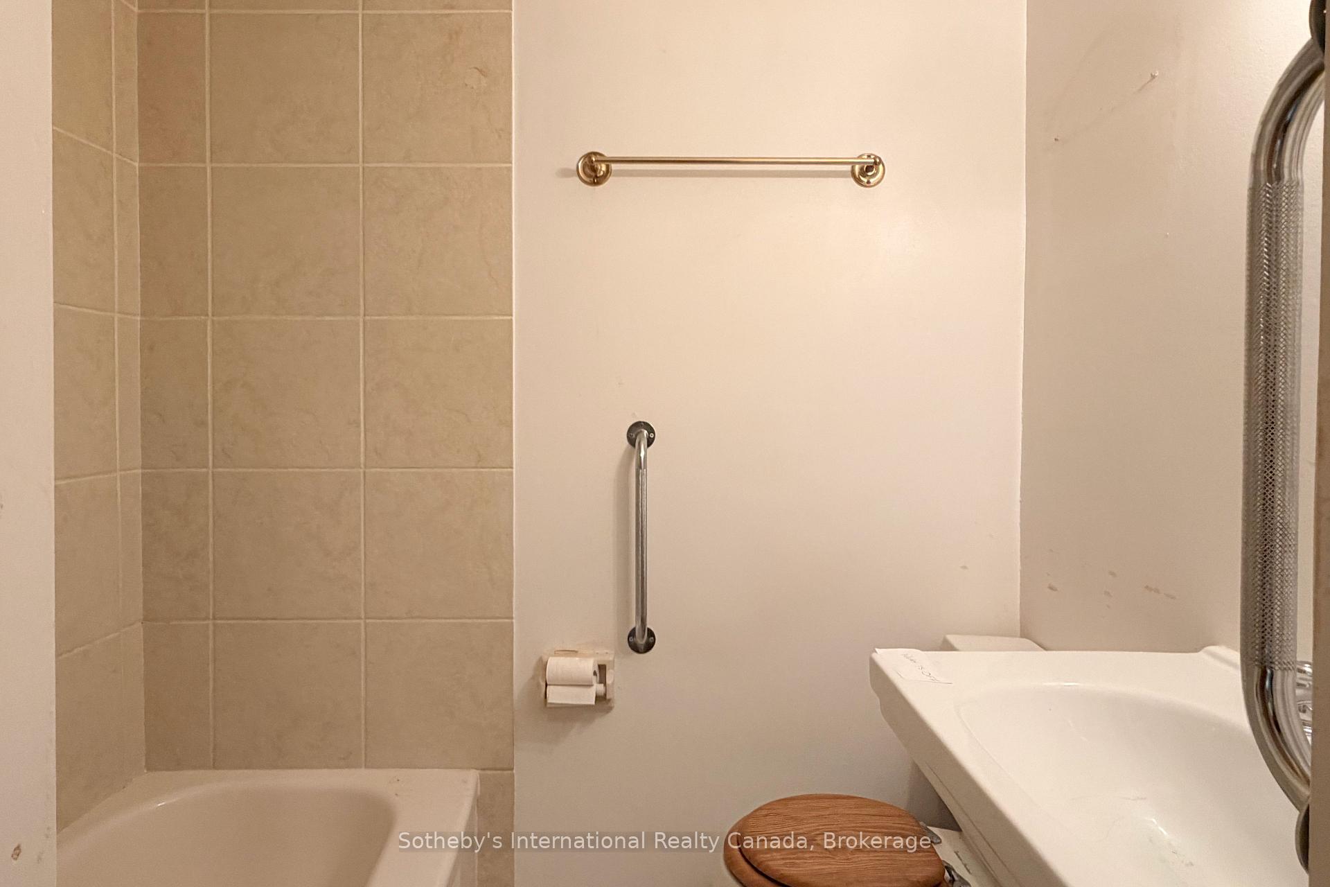 Photo 15 of 12A Valley Drive, Bracebridge — HOMEH