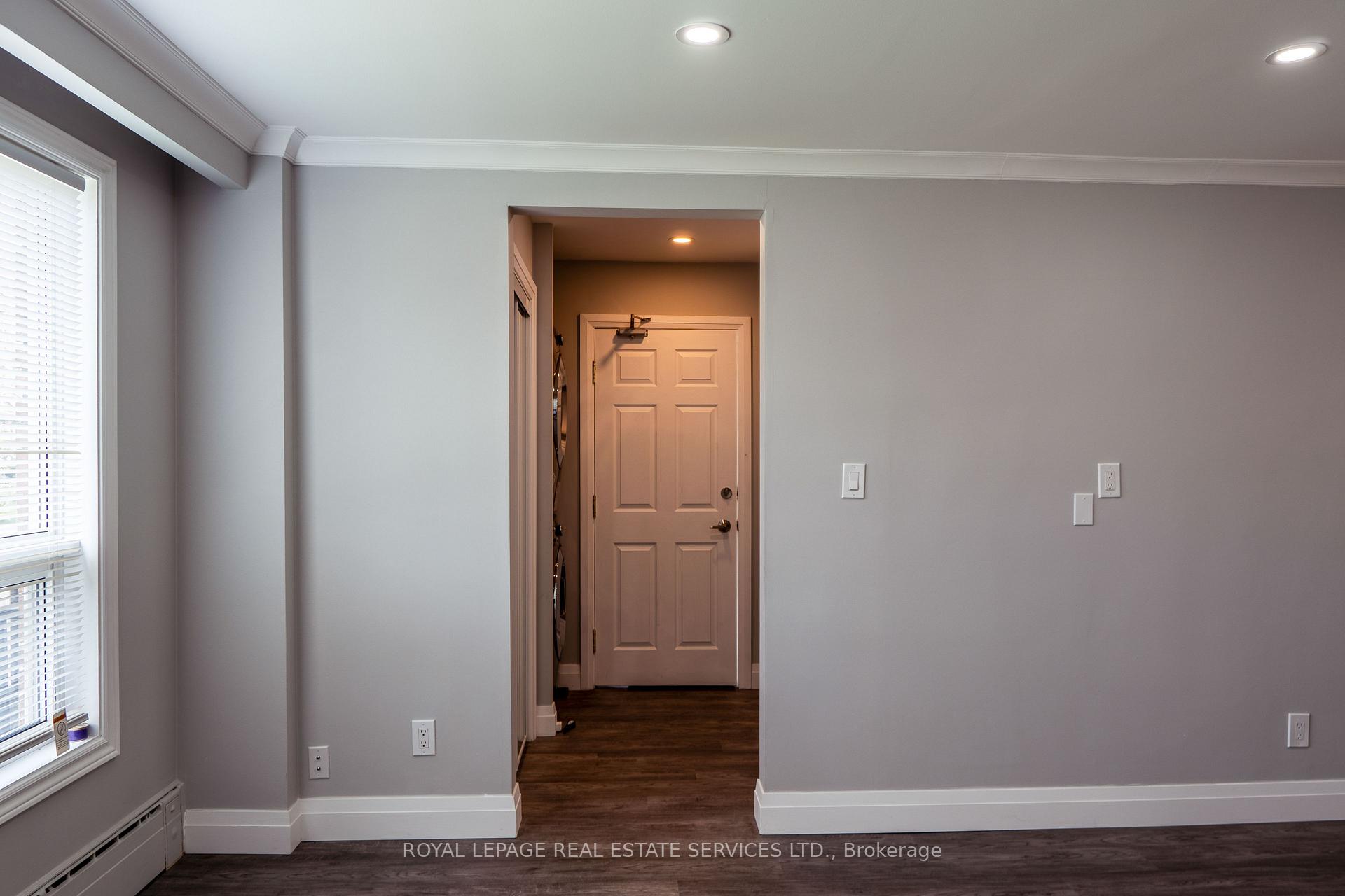 Photo 5 of Unit #2, 48A Arcadian Circle, Etobicoke, Long Branch — HOMEH