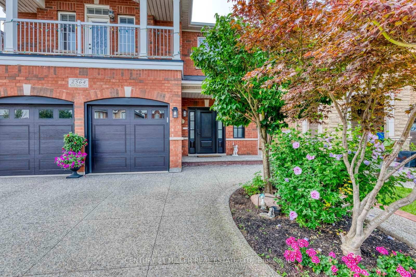 Photo 3 of 2564 North Ridge Trail, Oakville, Joshua Creek — HOMEH