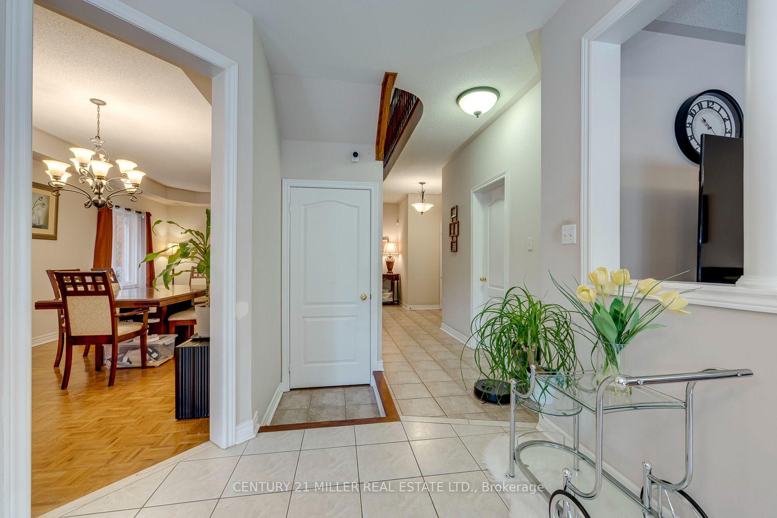 Photo 8 of 2564 North Ridge Trail, Oakville, Joshua Creek — HOMEH