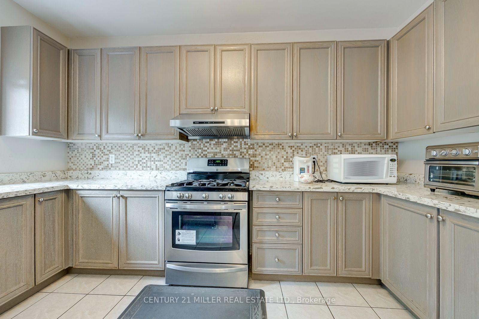 Photo 15 of 2564 North Ridge Trail, Oakville, Joshua Creek — HOMEH