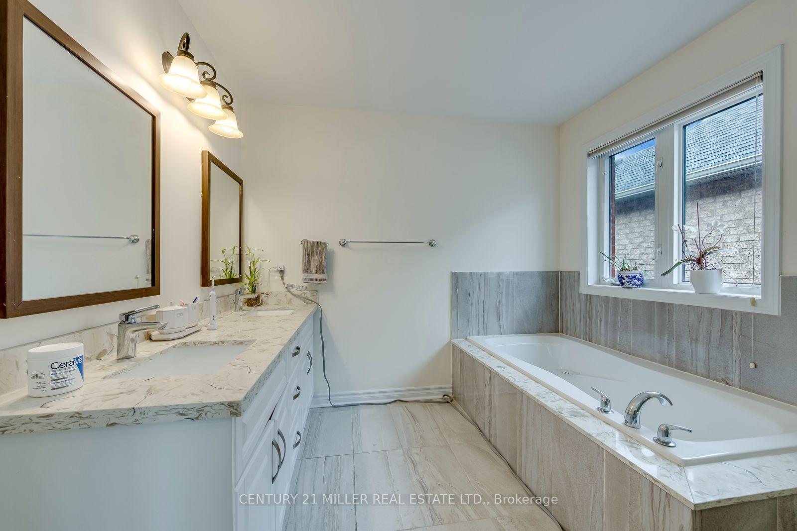 Photo 25 of 2564 North Ridge Trail, Oakville, Joshua Creek — HOMEH