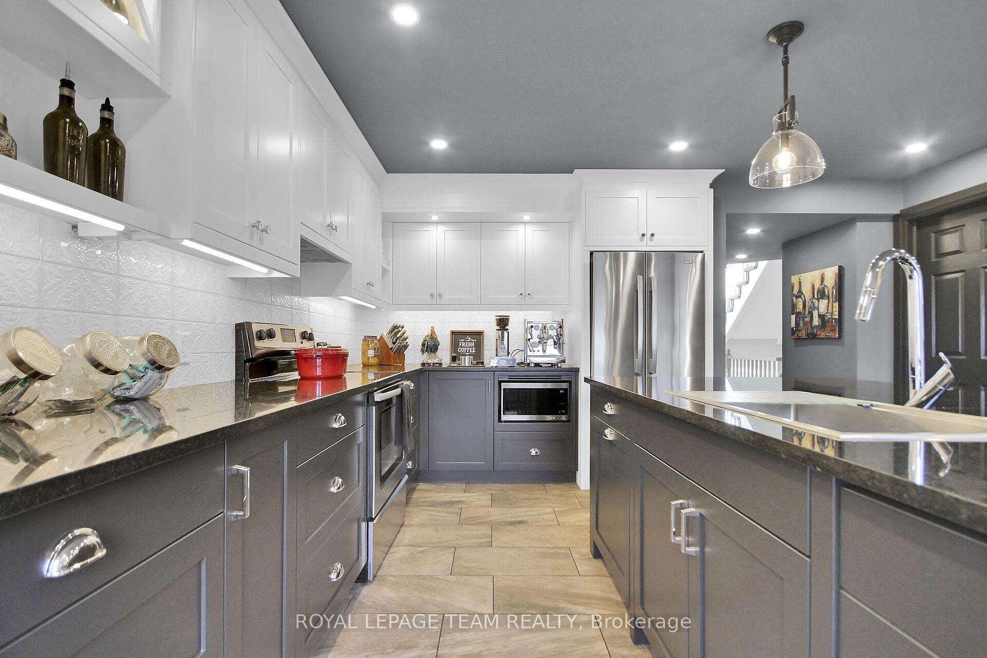 Photo 8 of Unit 7, 4448 Harper Avenue, Ottawa, Carson Grove — HOMEH