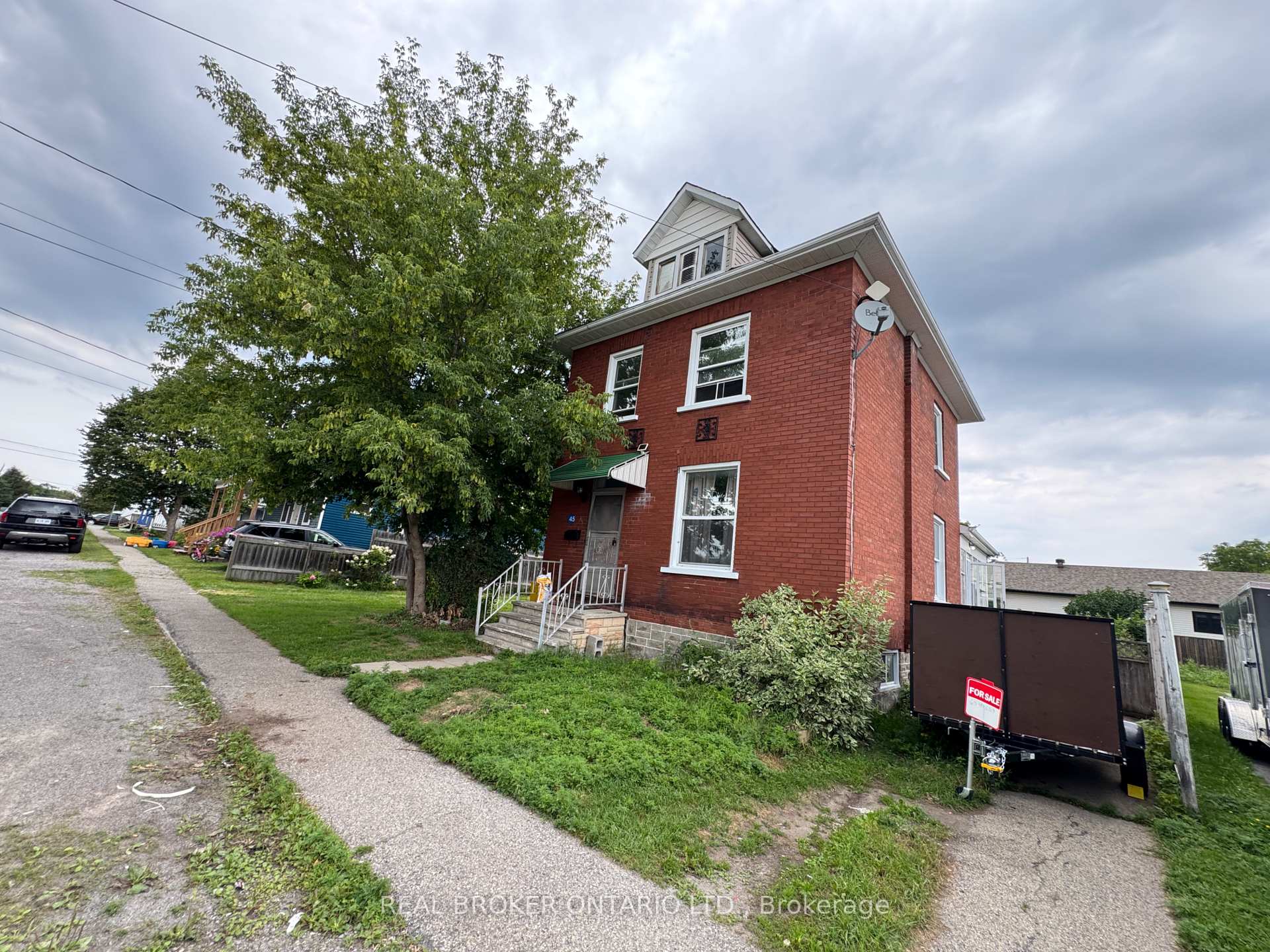 Photo 3 of 45 Alice Street, Smiths Falls, Smiths Falls — HOMEH