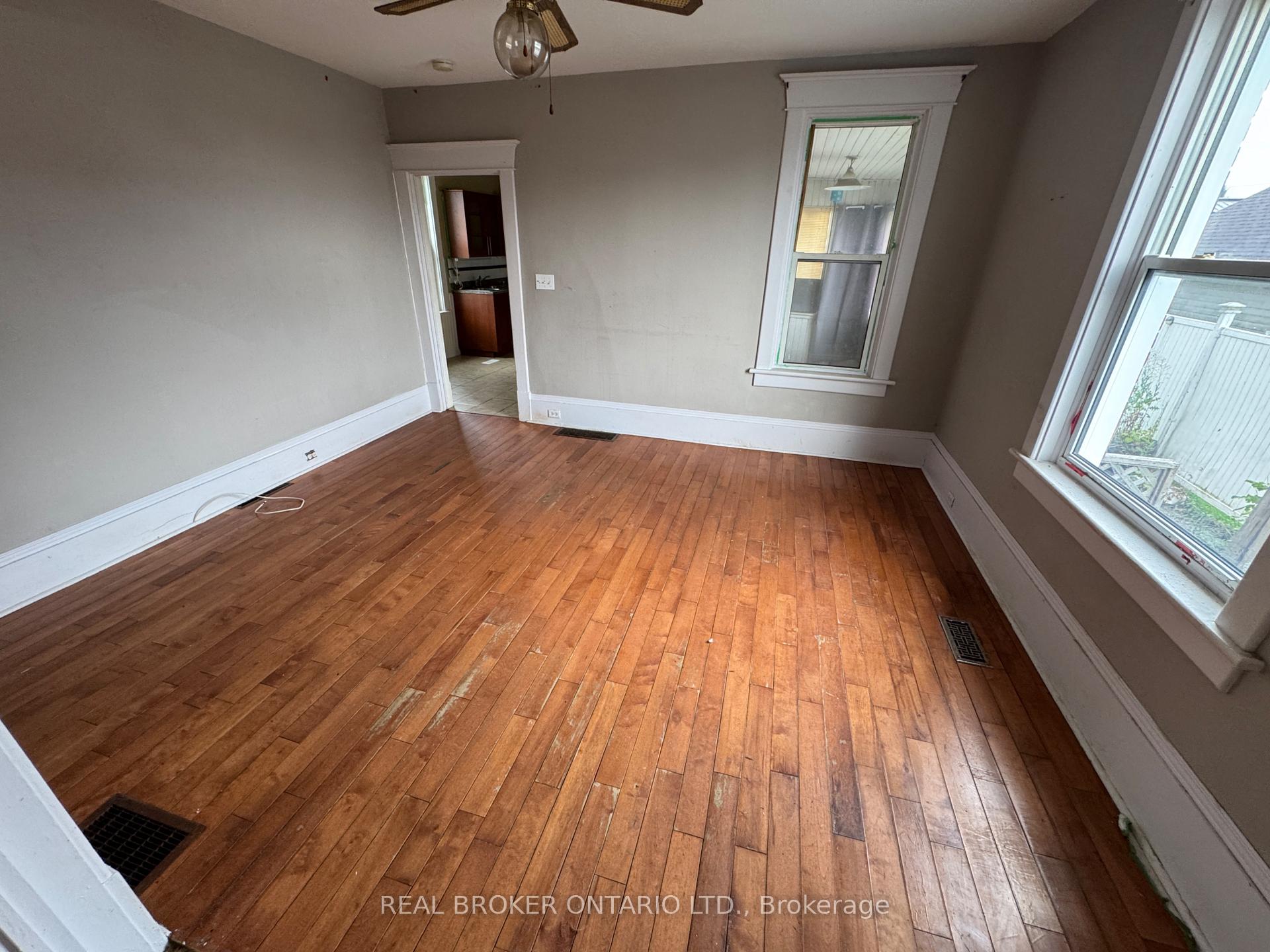 Photo 13 of 45 Alice Street, Smiths Falls, Smiths Falls — HOMEH