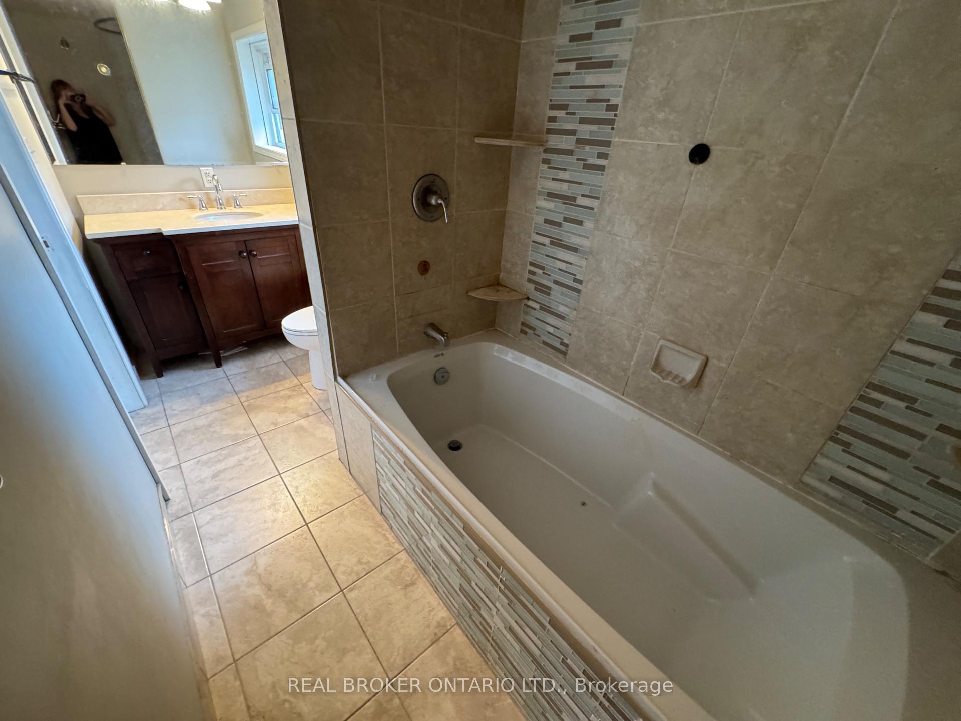 Photo 19 of 45 Alice Street, Smiths Falls, Smiths Falls — HOMEH