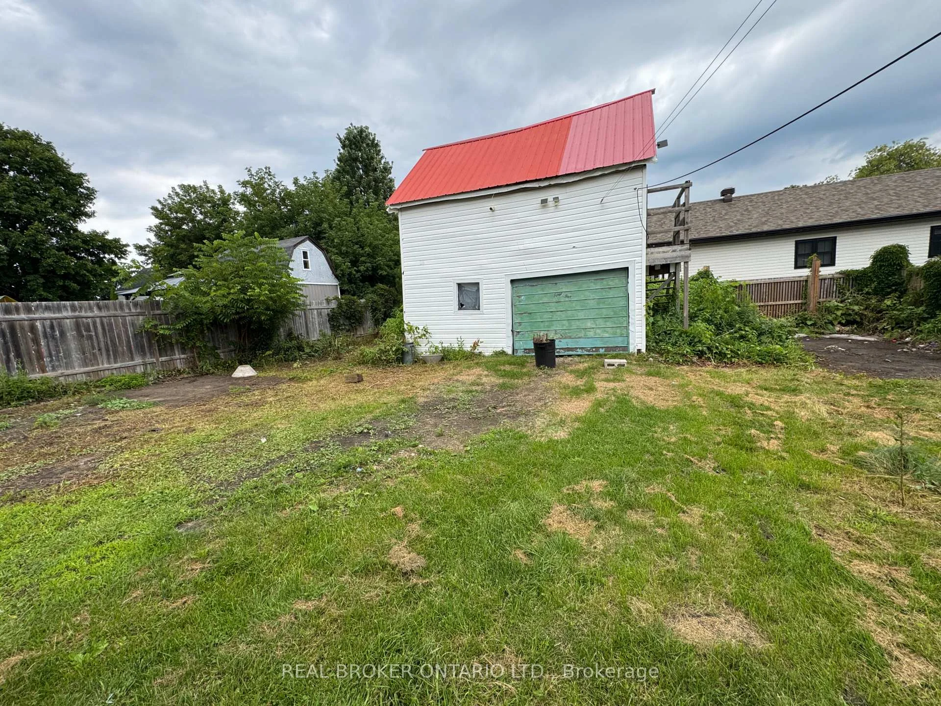 Photo 8 of 45 Alice Street, Smiths Falls, Smiths Falls — HOMEH