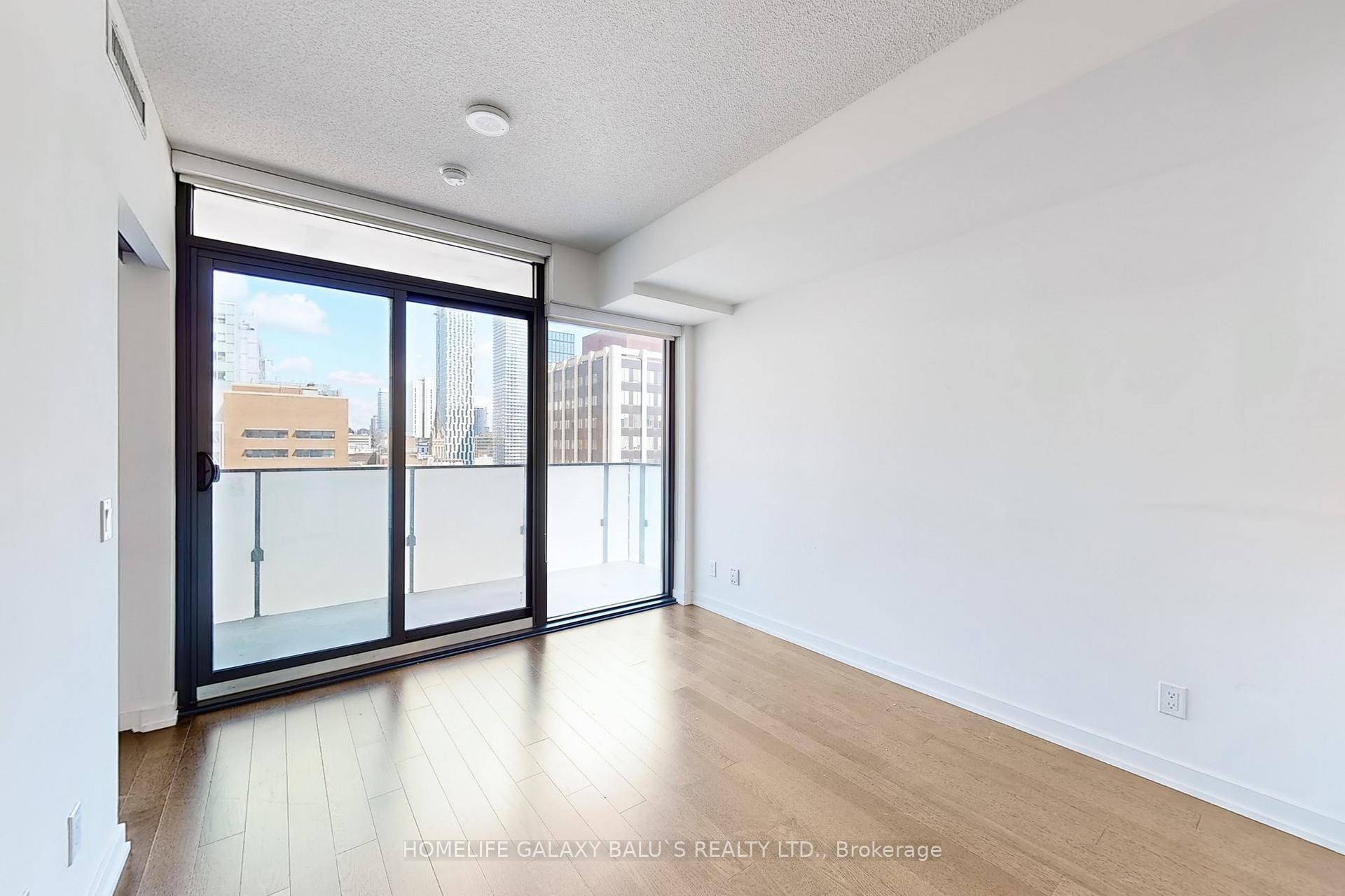 Photo 5 of Unit 1216, 25 Richmond Street E, Toronto, Church-Yonge Corridor — HOMEH