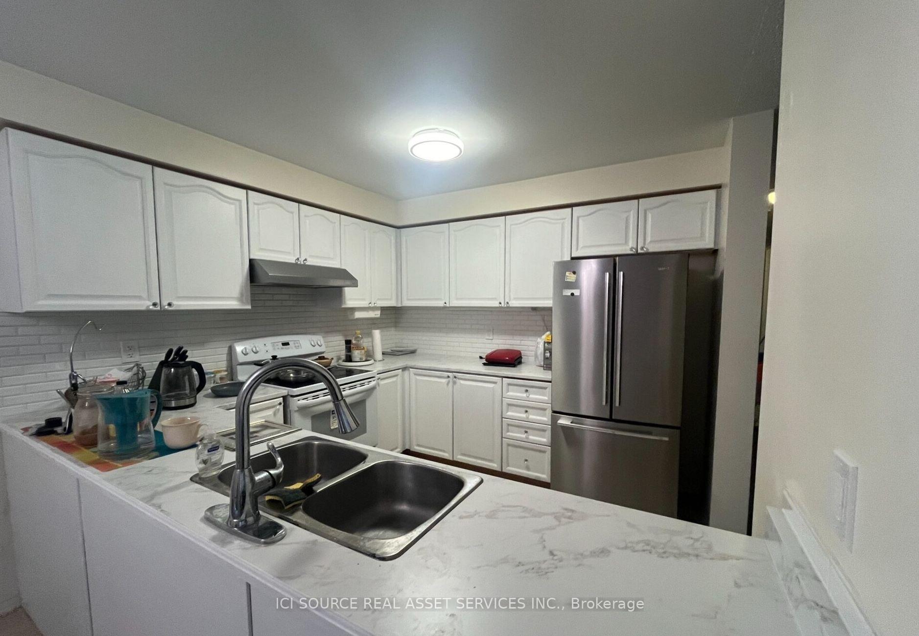 Photo 3 of 181 Norland Circle, Oshawa, Windfields — HOMEH