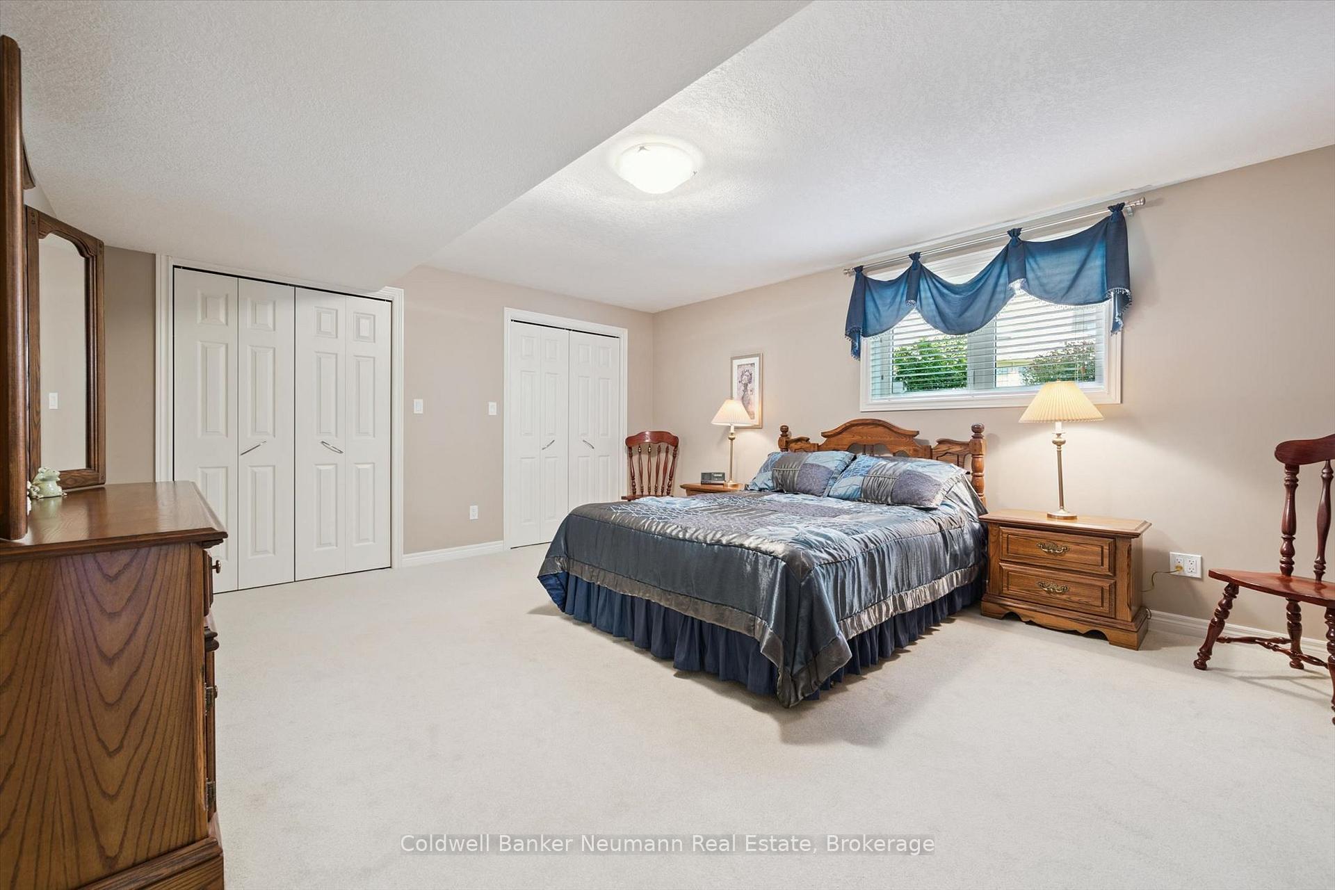 Photo 42 of 70 Bathgate Drive, Guelph, Kortright East — HOMEH