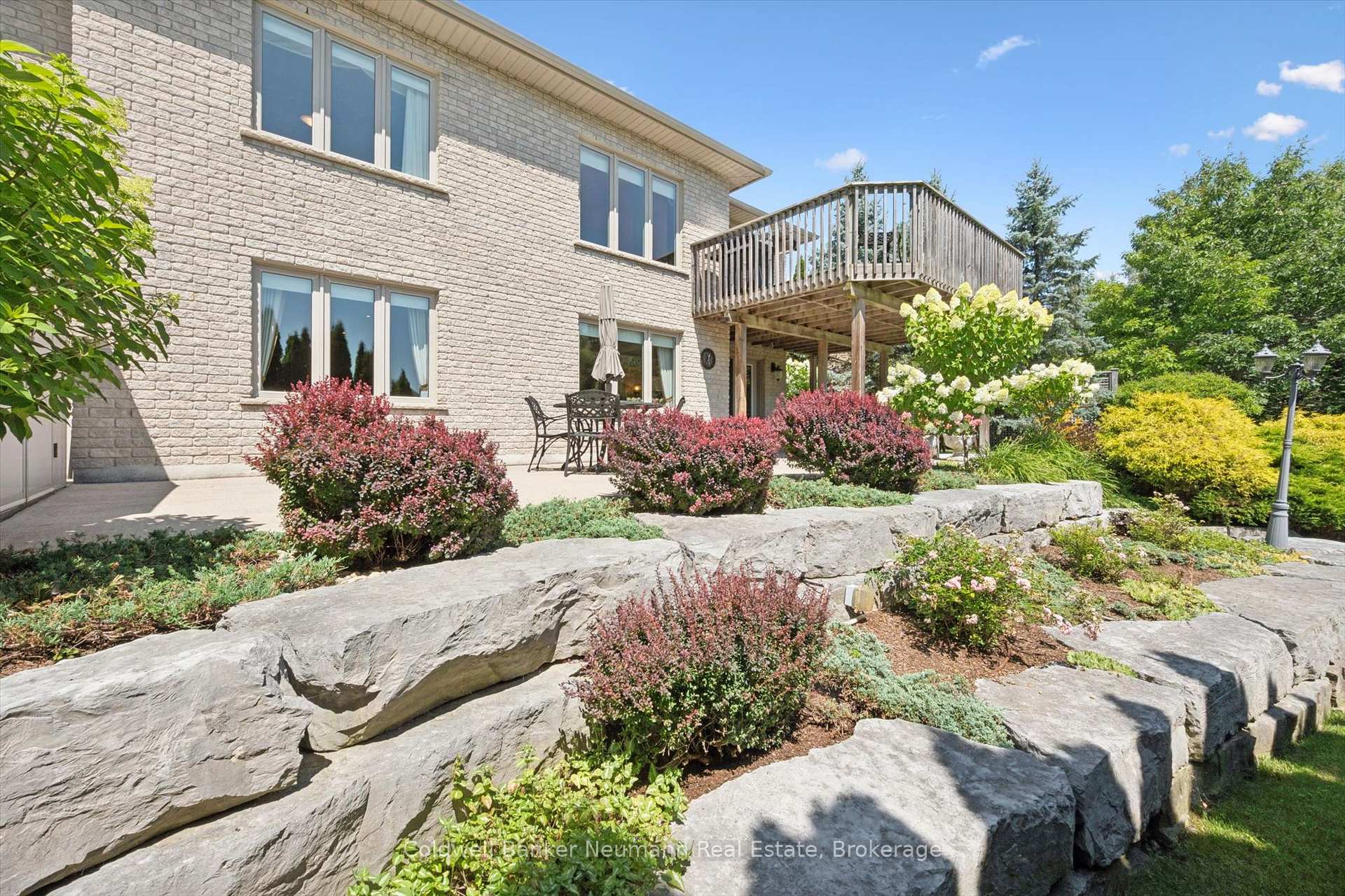 Photo 46 of 70 Bathgate Drive, Guelph, Kortright East — HOMEH