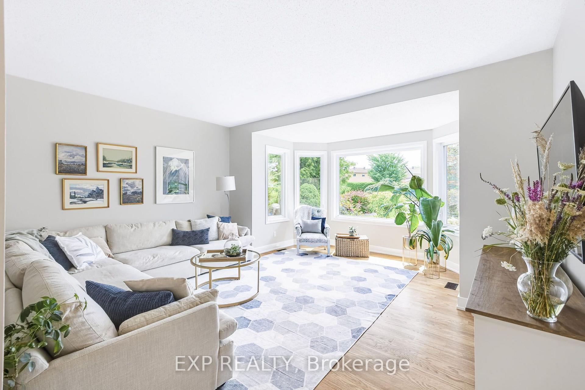 Photo 13 of 50 Hesse Crescent, Ottawa, Stittsville (Central) — HOMEH