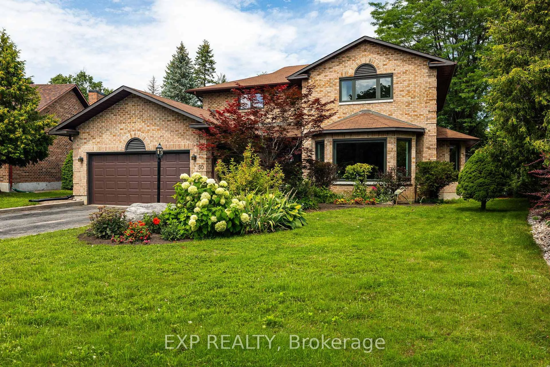 Photo 2 of 50 Hesse Crescent, Ottawa, Stittsville (Central) — HOMEH