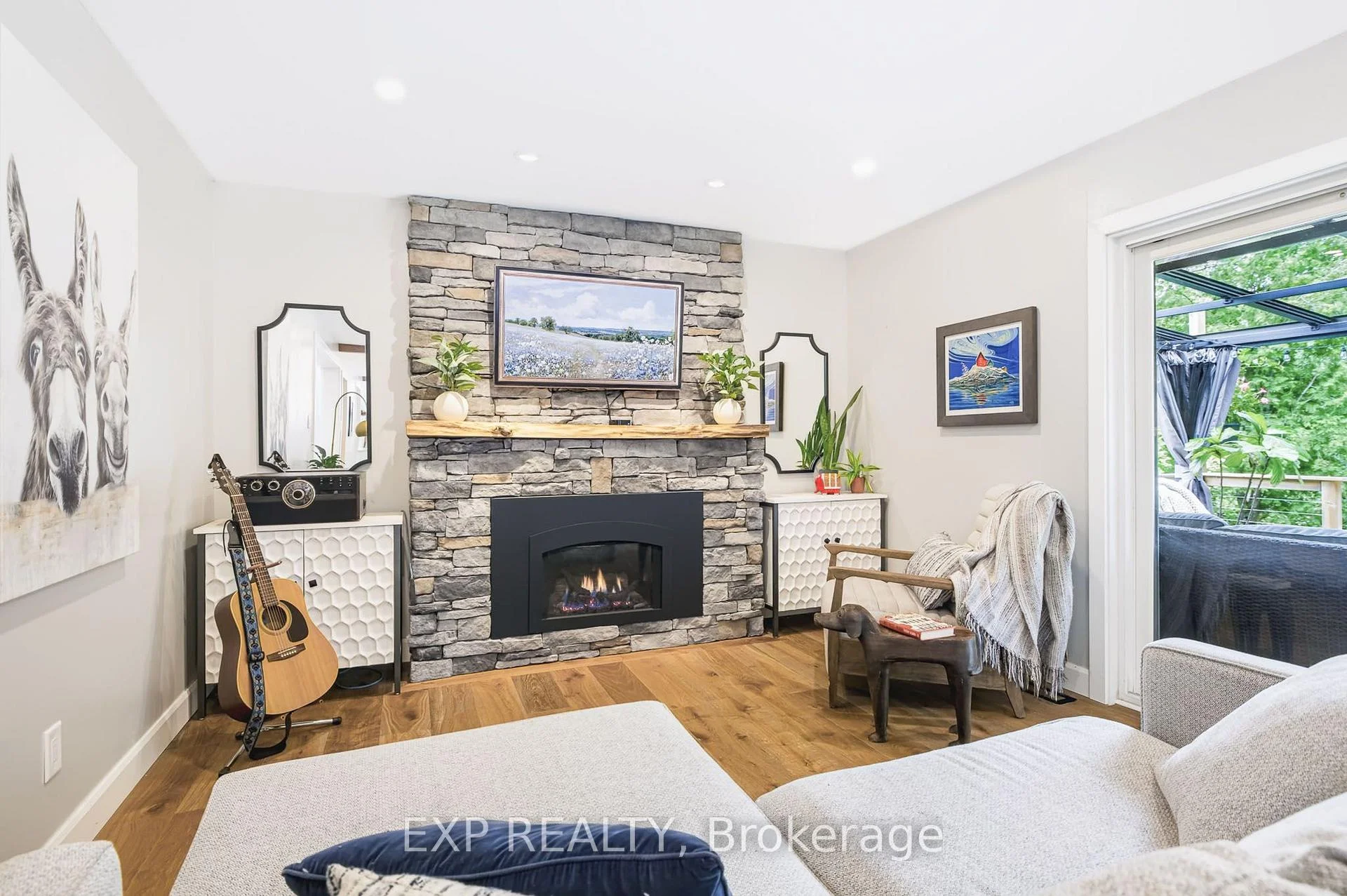 Photo 27 of 50 Hesse Crescent, Ottawa, Stittsville (Central) — HOMEH