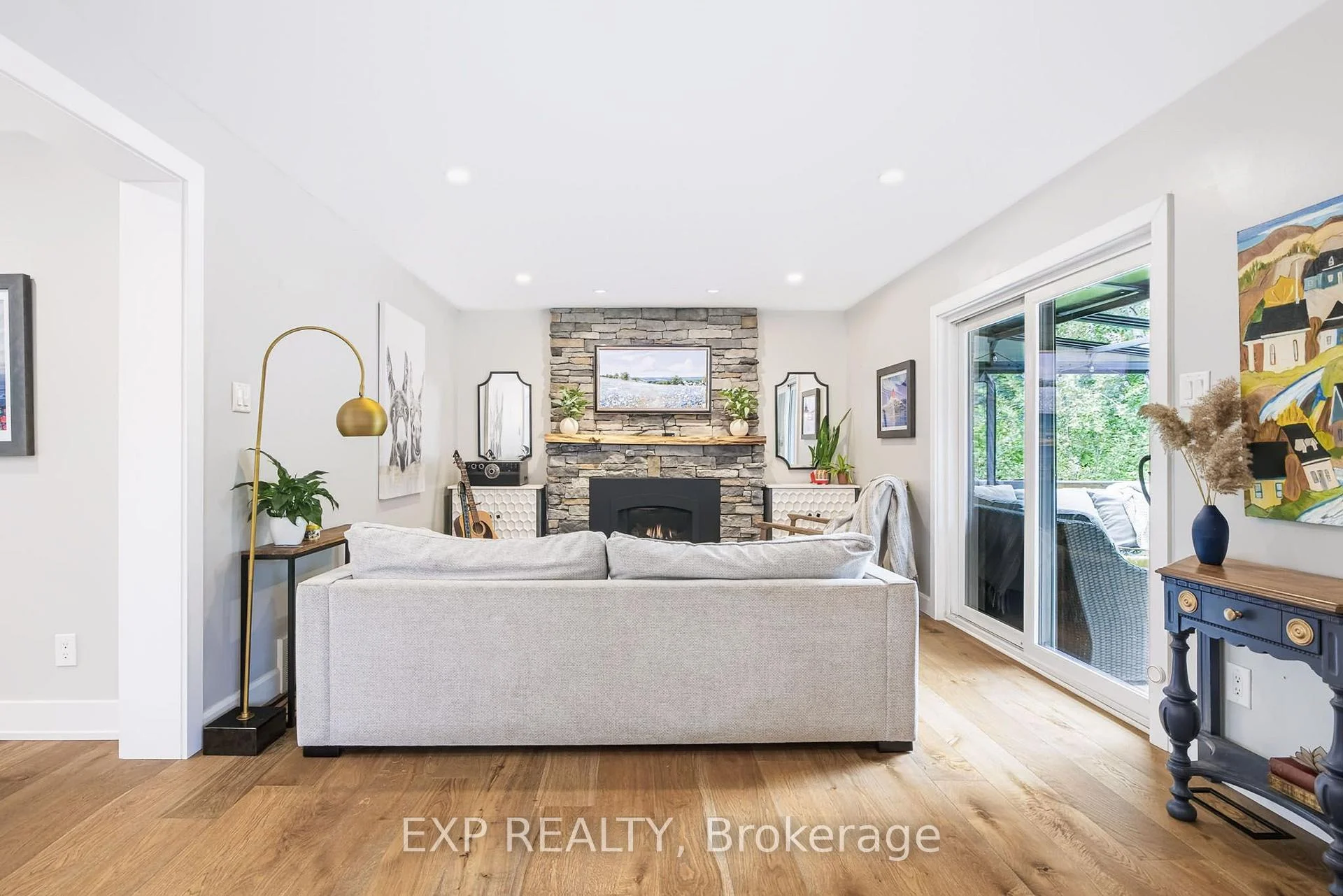 Photo 29 of 50 Hesse Crescent, Ottawa, Stittsville (Central) — HOMEH