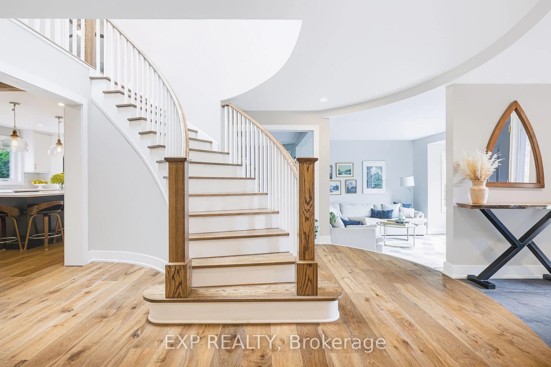 Photo 38 of 50 Hesse Crescent, Ottawa, Stittsville (Central) — HOMEH